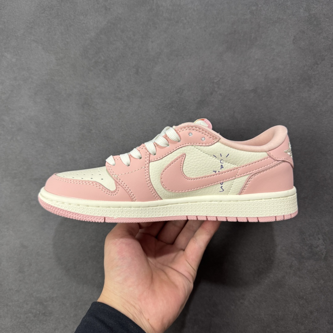 图片[2]-【定制版】Air Jordan 1 Low \”高端定制\” 拉布布粉紫倒钩 大厂纯原工艺 原楦原纸板 原厂头层皮料 铸造最完美鞋型 中底 背胶 皮料 清洁度 各方面细节堪称完美 货号：DD7866-114 尺码：36 36.5 37.5 38 38.5 39 40 40.5 41 42 42.5 43 44 44.5 45 编码：HXSB330340-选品中心