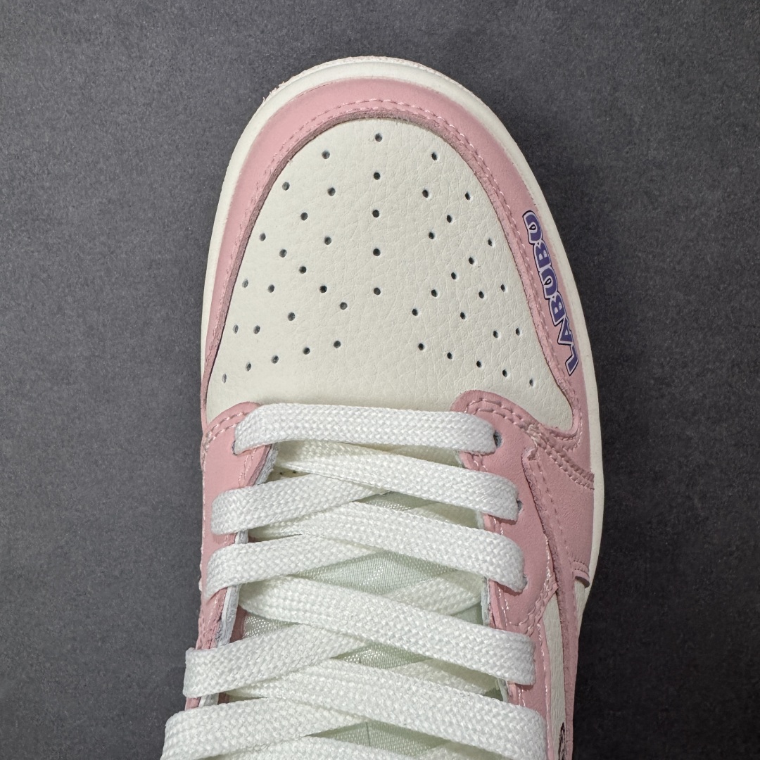 图片[8]-【定制版】Air Jordan 1 Low \”高端定制\” 拉布布粉紫倒钩 大厂纯原工艺 原楦原纸板 原厂头层皮料 铸造最完美鞋型 中底 背胶 皮料 清洁度 各方面细节堪称完美 货号：DD7866-114 尺码：36 36.5 37.5 38 38.5 39 40 40.5 41 42 42.5 43 44 44.5 45 编码：HXSB330340-选品中心