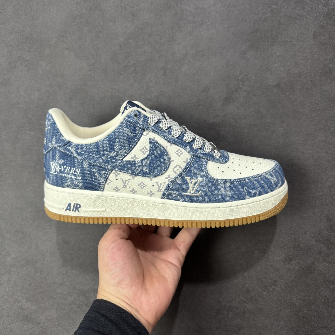 【定制版】NIke Air Force 1 \'07 Low ×LV 高端定制空军一号低帮 运动鞋 休闲鞋 折边针车 工艺难度大 原楦头原纸板 原装鞋盒 定制五金配件 内置全掌气垫 原厂鞋底 货号:YF9511-815 尺码:36 36.5 37.5 38 38.5 39 40 40.5 41 42 42.5 43 44 44.5 45 编码:HXSB310320-选品中心