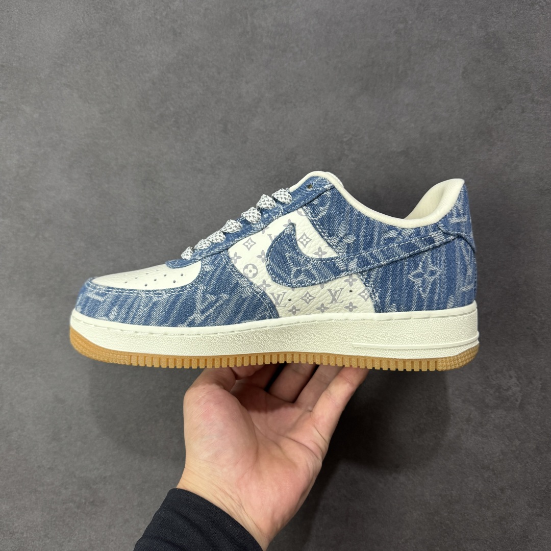 图片[2]-【定制版】NIke Air Force 1 \’07 Low ×LV 高端定制空军一号低帮 运动鞋 休闲鞋 折边针车 工艺难度大 原楦头原纸板 原装鞋盒 定制五金配件 内置全掌气垫 原厂鞋底 货号：YF9511-815 尺码：36 36.5 37.5 38 38.5 39 40 40.5 41 42 42.5 43 44 44.5 45 编码：HXSB310320-选品中心