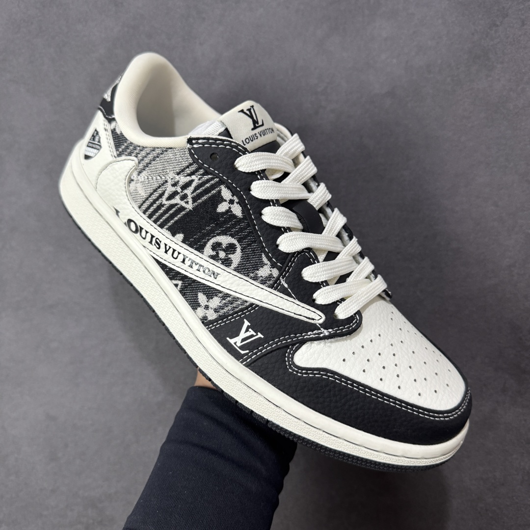 图片[3]-【定制版】LV × AJ1倒钩低帮白黑牛仔 高端定制联名 大厂纯原品质出货 清洁度 电绣工艺 皮料切割干净无任何毛边 细节完美 货号：SC0601-052 尺码：36 36.5 37.5 38 38.5 39 40 40.5 41 42 42.5 43 44 44.5 45 编码：HXSB330340-选品中心