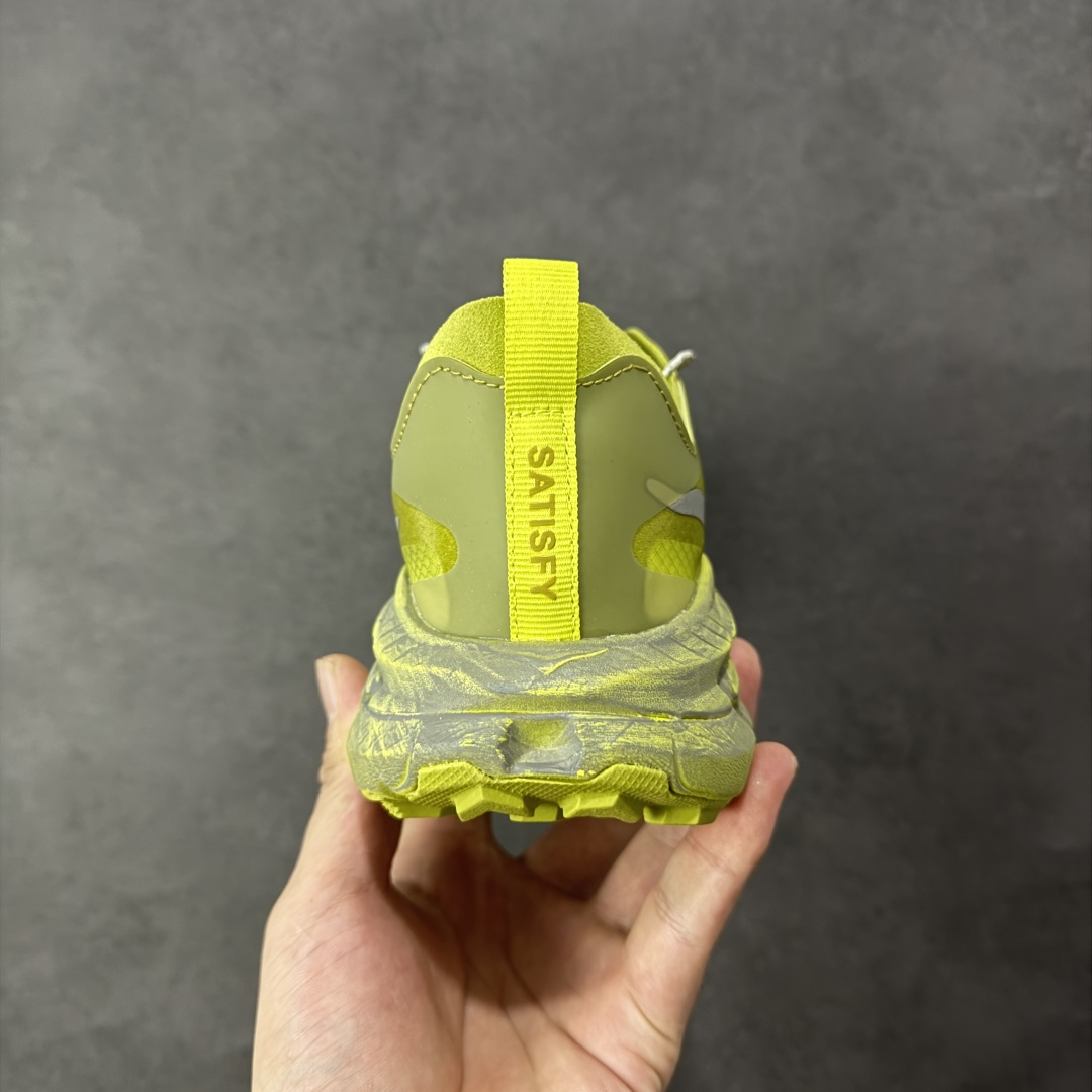 图片[4]-【福利跑量版】Satisfy xHOKA ONE ONE Mafate Speed 4 玛法特4系列低帮厚底轻量户外越野运动慢跑鞋 采用半透明轻量化纱网热熔面料材质 搭载轻量化材料超轻量泡棉中底 外置V版橡胶防滑黄金大底 此球鞋继承了HOKA的经典越野鞋型MAFATE SPEED4的设计 更在此基础上进行了创新和提升 使得它既适合户外越野跑，又充满了时尚潮流的元素。它的半透明鞋面设计 不仅让鞋身看起来更加轻便 而且提供了良好的透气性 而保护性的防撕裂尼龙面料，则确保了在复杂地形中的耐用性。 双层ProFly™中底的 用，是这款鞋的另一个亮点。 VIBRAM MEGAGRIP®及 LITEBASE®大底的搭载，更是让这款鞋在保持高抓地力的 减轻了鞋底的重量 尺码： 36 36.5 37.5 38 38.5 39 40 40.5 41.5 42 42.5 43 44 44.5 45-选品中心