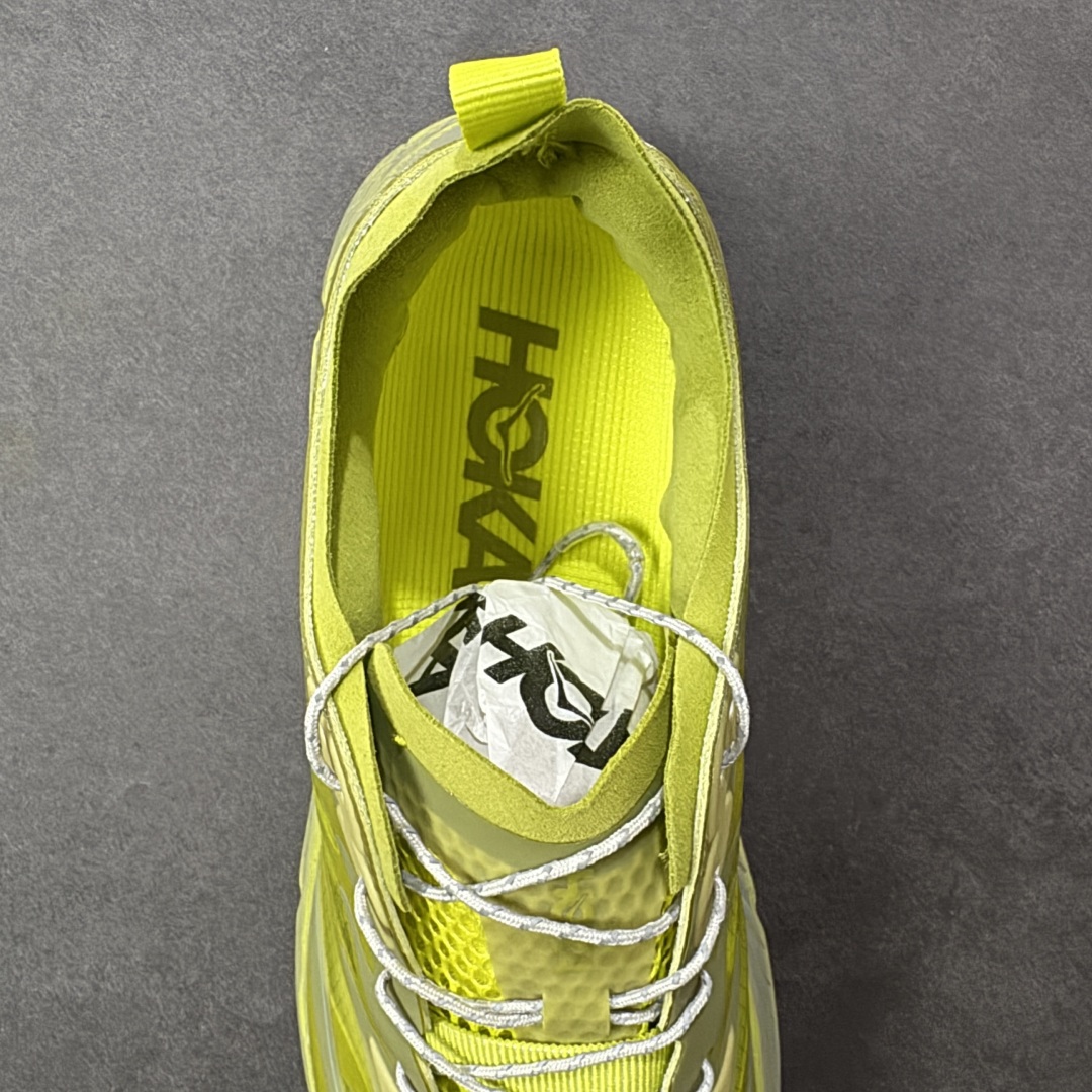 图片[7]-【福利跑量版】Satisfy xHOKA ONE ONE Mafate Speed 4 玛法特4系列低帮厚底轻量户外越野运动慢跑鞋 采用半透明轻量化纱网热熔面料材质 搭载轻量化材料超轻量泡棉中底 外置V版橡胶防滑黄金大底 此球鞋继承了HOKA的经典越野鞋型MAFATE SPEED4的设计 更在此基础上进行了创新和提升 使得它既适合户外越野跑，又充满了时尚潮流的元素。它的半透明鞋面设计 不仅让鞋身看起来更加轻便 而且提供了良好的透气性 而保护性的防撕裂尼龙面料，则确保了在复杂地形中的耐用性。 双层ProFly™中底的 用，是这款鞋的另一个亮点。 VIBRAM MEGAGRIP®及 LITEBASE®大底的搭载，更是让这款鞋在保持高抓地力的 减轻了鞋底的重量 尺码： 36 36.5 37.5 38 38.5 39 40 40.5 41.5 42 42.5 43 44 44.5 45-选品中心