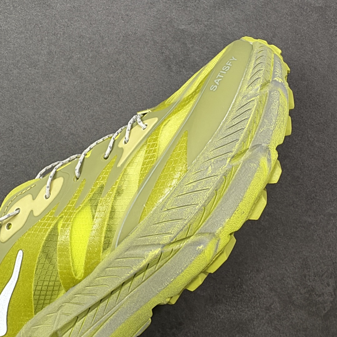 图片[5]-【福利跑量版】Satisfy xHOKA ONE ONE Mafate Speed 4 玛法特4系列低帮厚底轻量户外越野运动慢跑鞋 采用半透明轻量化纱网热熔面料材质 搭载轻量化材料超轻量泡棉中底 外置V版橡胶防滑黄金大底 此球鞋继承了HOKA的经典越野鞋型MAFATE SPEED4的设计 更在此基础上进行了创新和提升 使得它既适合户外越野跑，又充满了时尚潮流的元素。它的半透明鞋面设计 不仅让鞋身看起来更加轻便 而且提供了良好的透气性 而保护性的防撕裂尼龙面料，则确保了在复杂地形中的耐用性。 双层ProFly™中底的 用，是这款鞋的另一个亮点。 VIBRAM MEGAGRIP®及 LITEBASE®大底的搭载，更是让这款鞋在保持高抓地力的 减轻了鞋底的重量 尺码： 36 36.5 37.5 38 38.5 39 40 40.5 41.5 42 42.5 43 44 44.5 45-选品中心