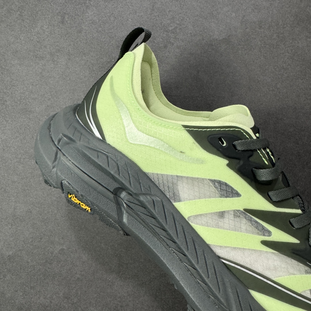 图片[6]-【福利跑量版】Satisfy xHOKA ONE ONE Mafate Speed 4 玛法特4系列低帮厚底轻量户外越野运动慢跑鞋 采用半透明轻量化纱网热熔面料材质 搭载轻量化材料超轻量泡棉中底 外置V版橡胶防滑黄金大底 此球鞋继承了HOKA的经典越野鞋型MAFATE SPEED4的设计 更在此基础上进行了创新和提升 使得它既适合户外越野跑，又充满了时尚潮流的元素。它的半透明鞋面设计 不仅让鞋身看起来更加轻便 而且提供了良好的透气性 而保护性的防撕裂尼龙面料，则确保了在复杂地形中的耐用性。 双层ProFly™中底的 用，是这款鞋的另一个亮点。 VIBRAM MEGAGRIP®及 LITEBASE®大底的搭载，更是让这款鞋在保持高抓地力的 减轻了鞋底的重量 尺码： 36 36.5 37.5 38 38.5 39 40 40.5 41.5 42 42.5 43 44 44.5 45-选品中心