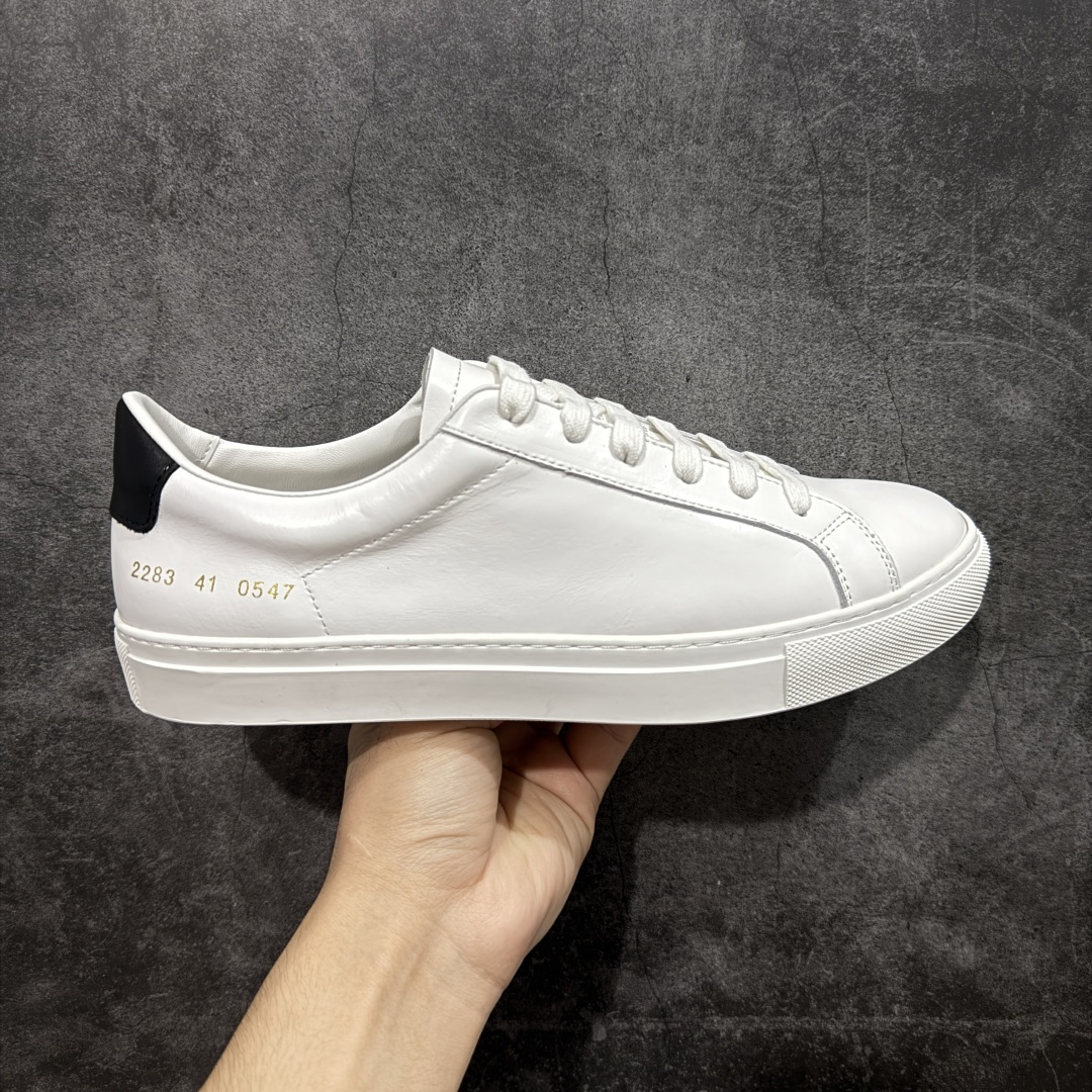 Common Projects CP历年经典款百搭小白鞋 此款一直非常火爆市场供不应求 杨幂 唐嫣各路明