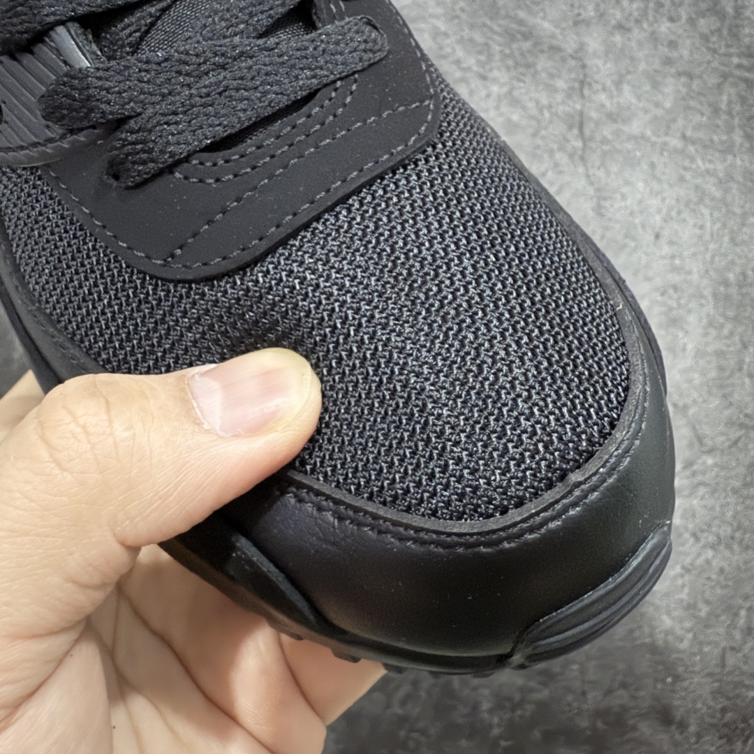图片[5]-【Max纯原版】Nike Air Max 90 舒适 复古 合成革减震防滑透气 低帮 休闲跑步鞋 黑色 CN8490-003 顶级90款问市 开发数月 原版开发 多道QC质检 鞋型完美复刻 原厂级别工艺 正确色卡 正确气垫蓝光 正确大底 独家私模 采用进口头层牛皮拼接 定位高端市场 行业标杆工艺 尺码：39 40 40.5 41 42 42.5 43 44 44.5 45 46-选品中心