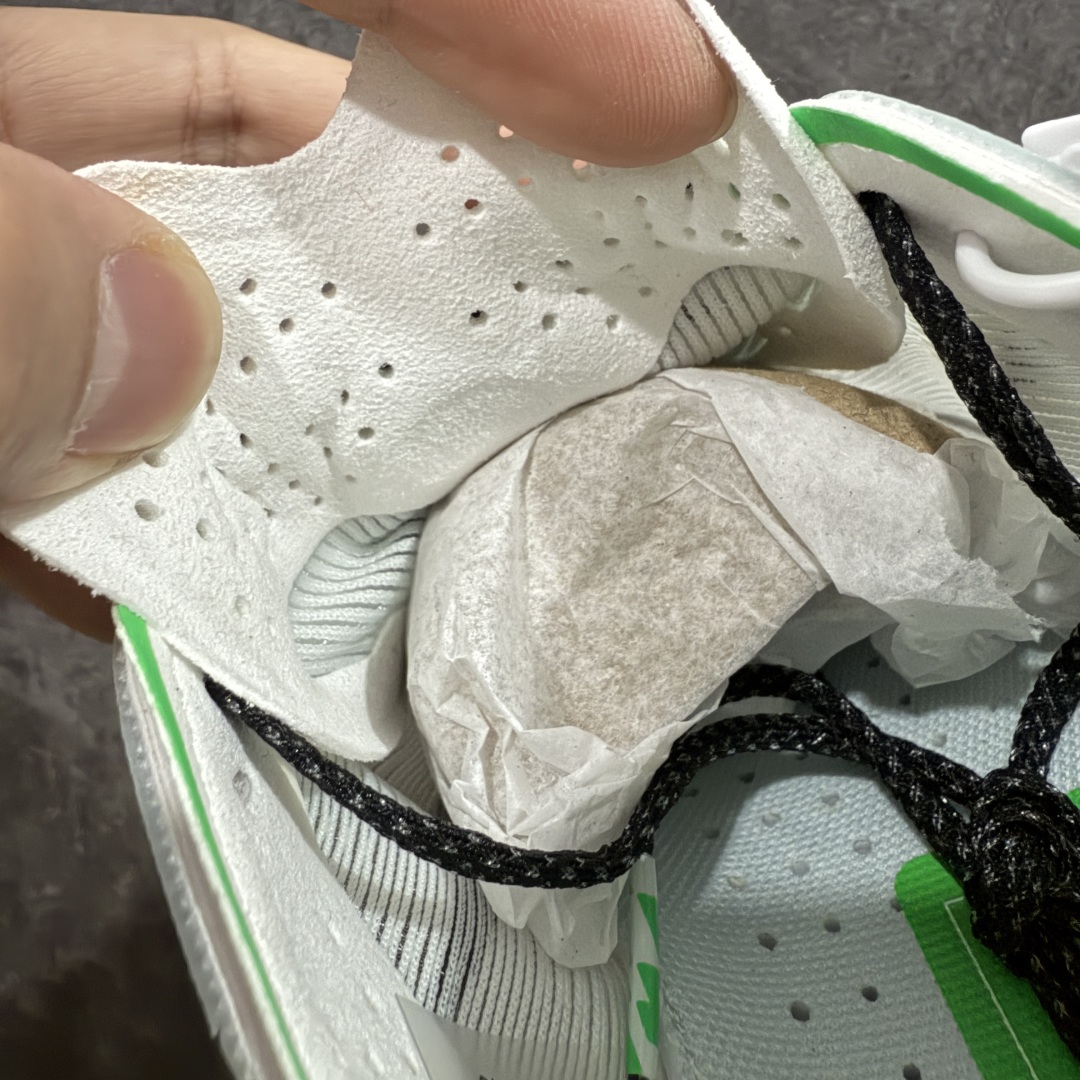 Nike ZoomX Vaporfly NEXT%4减震马拉松跑步鞋 全掌碳纤维原楦原纸版数据开发采用同