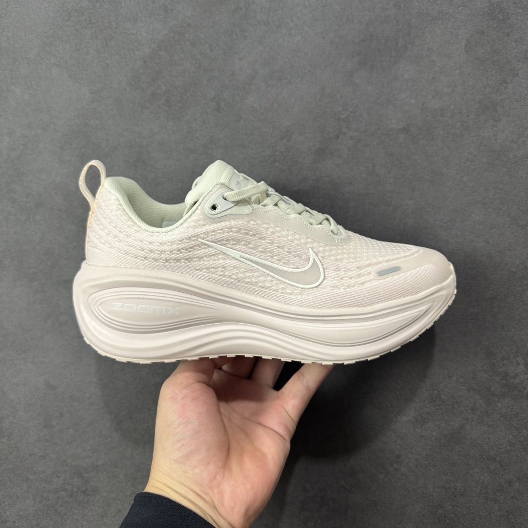 【纯原】Nike VOMERO PLUS RUN 轻盈跑鞋舒适百搭防滑耐磨 低帮 休闲跑步鞋货号：HV8
