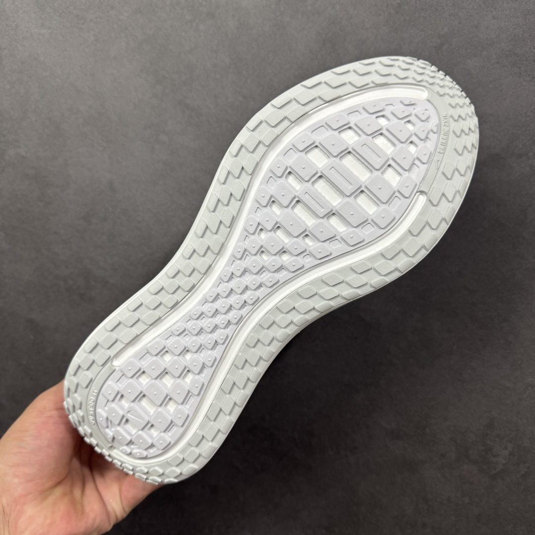 【纯原】Nike VOMERO PLUS RUN 轻盈跑鞋舒适百搭防滑耐磨 低帮 休闲跑步鞋货号：HV8