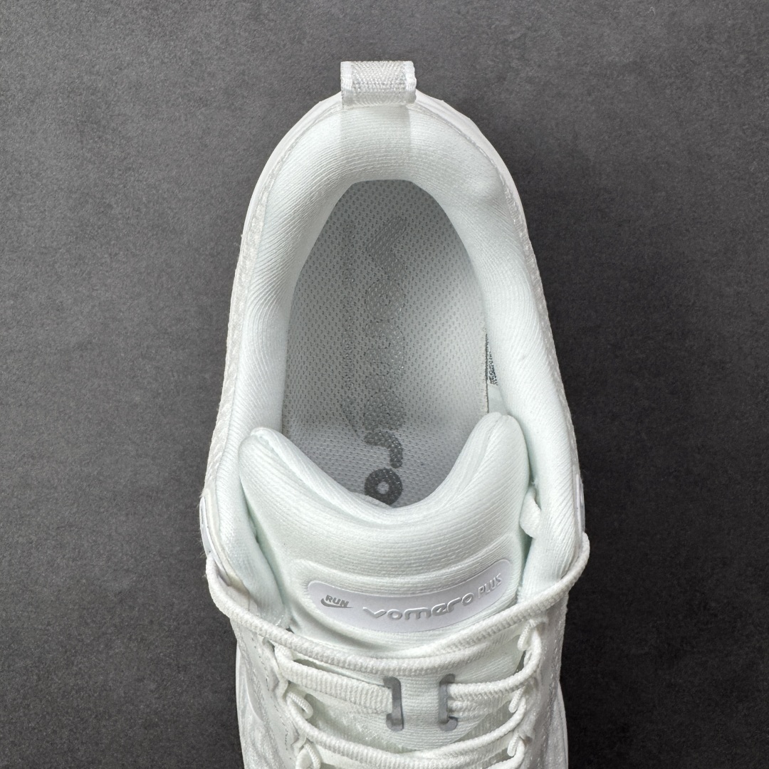 【纯原】Nike VOMERO PLUS RUN 轻盈跑鞋舒适百搭防滑耐磨 低帮 休闲跑步鞋货号：HV8