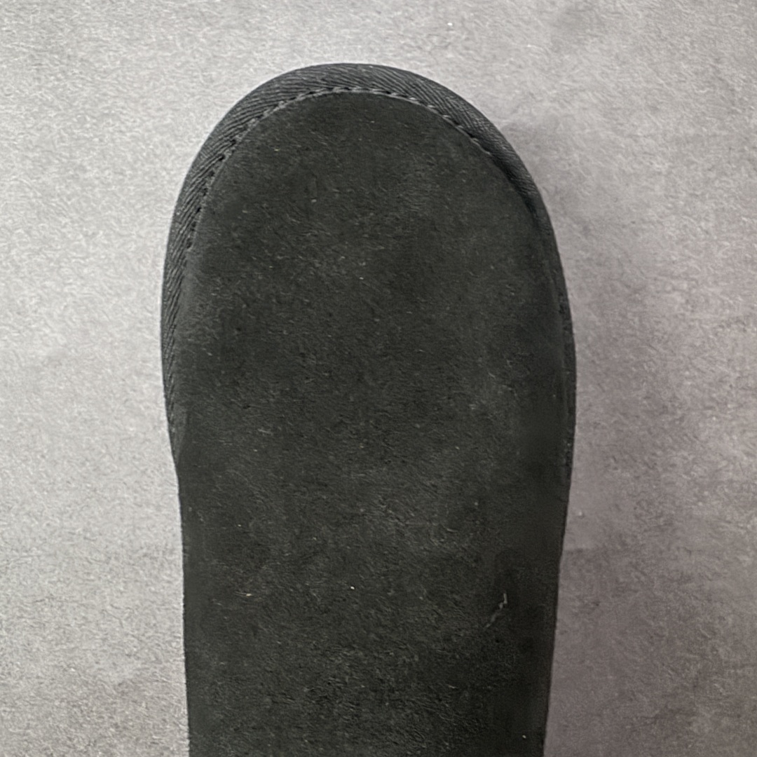 图片[8]-【X1版本】25新款UGG Classic Micro经典超迷你 经典靴型搭载更低帮设计居家外出易搭配 广州外贸大厂生产鞋头到鞋垫真羊皮毛一体独立外盒包装芯片带防水工艺区别市面任何版本 独立原版开发大底羊绒鞋垫冬季保暖外出家居都是很适合的选择近年uug推出款式系列局部偏向年轻消费者喜好也走到时尚潮流穿搭的前沿鞋身材质防泼水涂层翻毛皮鞋面17毫米UGGPURE™植入式羊毛内底轻便防滑舒适橡胶外底带有品牌LOGO商标带全套包装 尺码：353637383940-选品中心