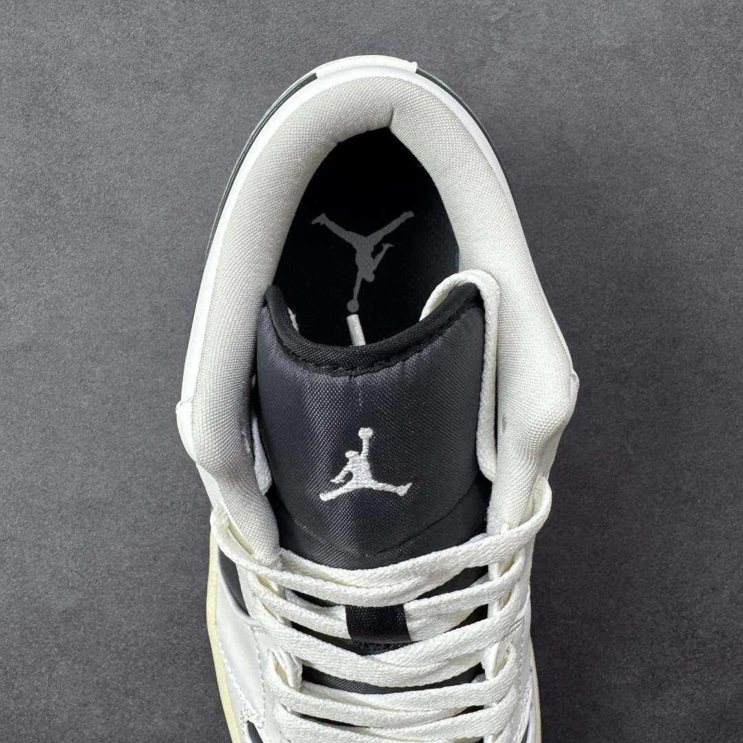 图片[7]-【头层S版】Air Jordan AJ1 Low 低帮系列 全新流水线出品 全配色原鞋对照 原楦原纸板开发 客订头层皮料 全鞋电脑针车 私模大底正确咬花克重内置气垫 原盒内外原标 完美零毛边处理 多重QC质检 超越公司货的品控标准 实实在在的免检产品 货号：DC0774-001 尺码：36-45半-选品中心