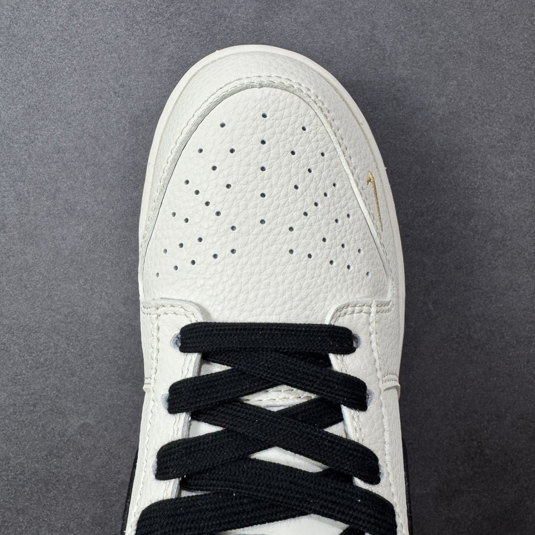 【纯原】Stussy x Nike Dunk SB Low 斯图西 x 耐克 SB 低帮 联名米白黑 鞋