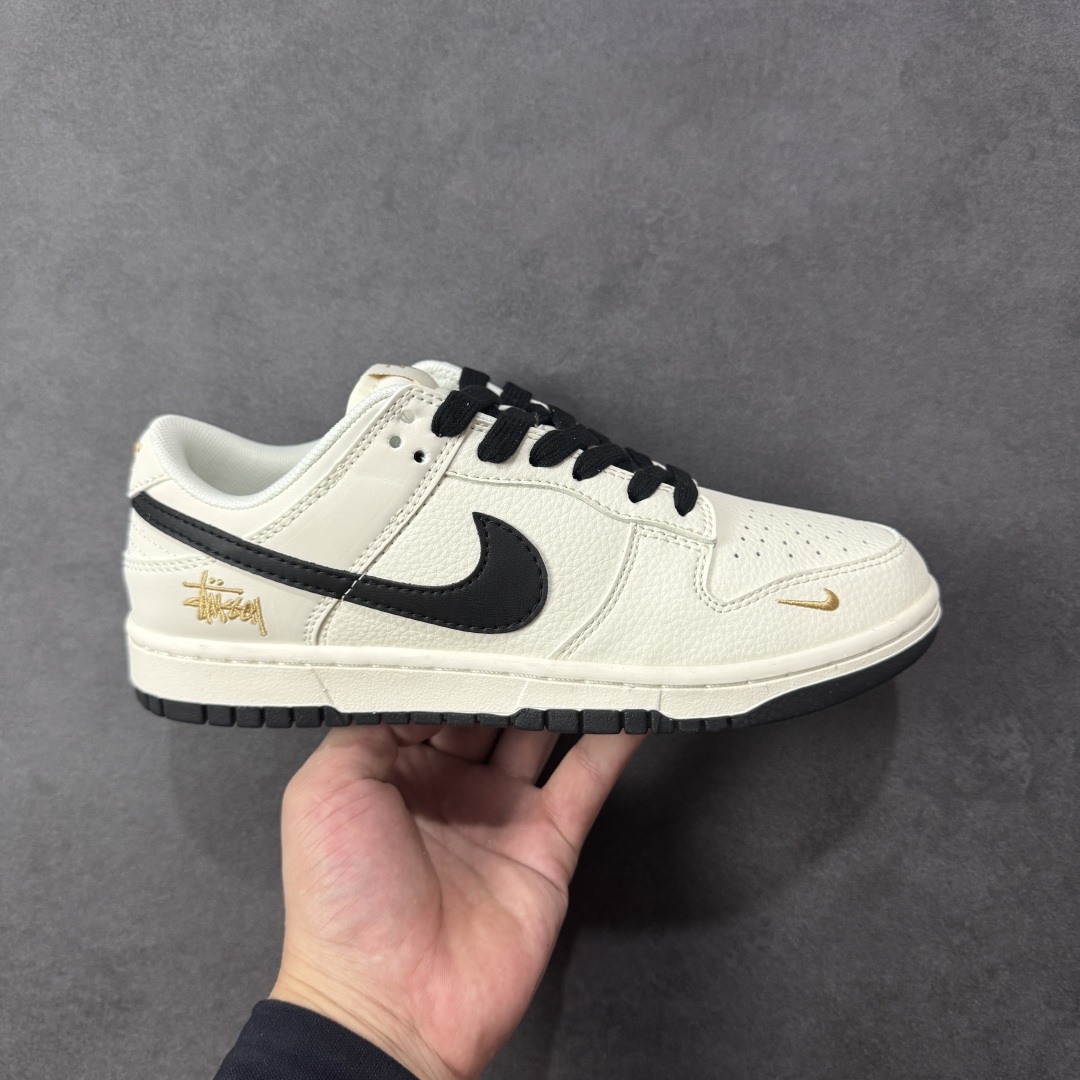 【纯原】Stussy x Nike Dunk SB Low 斯图西 x 耐克 SB 低帮 联名米白黑 鞋