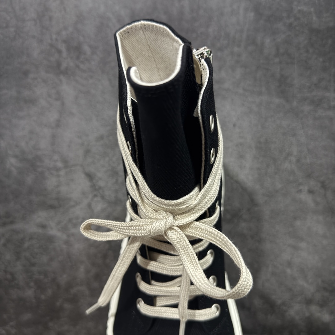 图片[8]-【莞产G版】Rick Owens Drkshdw 瑞克·欧文斯尼龙罗缎高帮时尚运动板鞋 厚底黑白帆布 二级市场已经7K以上 平台客户随意卖四位数 RO广东原厂出品 纯原天花板 原版一比一复刻 冲正绝不翻车 还原度达到百分之98以上 原楦开发纸版版型 ZP拆解原版1：1复模裁片纸版 力求做到0错位 这样才能达到和zp一致的鞋型味道 采用进口cnc数控机床开发对版独家tpu奶香大底 区别于市场所有版本 zp同源全头层粒面小牛皮 达到和zp一致手感 原厂进口细纹布 万邦订购原厂高弹粉红色海绵 内里搭配软质细腻羊皮 TPU高密度大底 软硬度透光度高已经测试和原版一致 尺码：36 37 38 39 40 41 42 43 44 45 46-选品中心