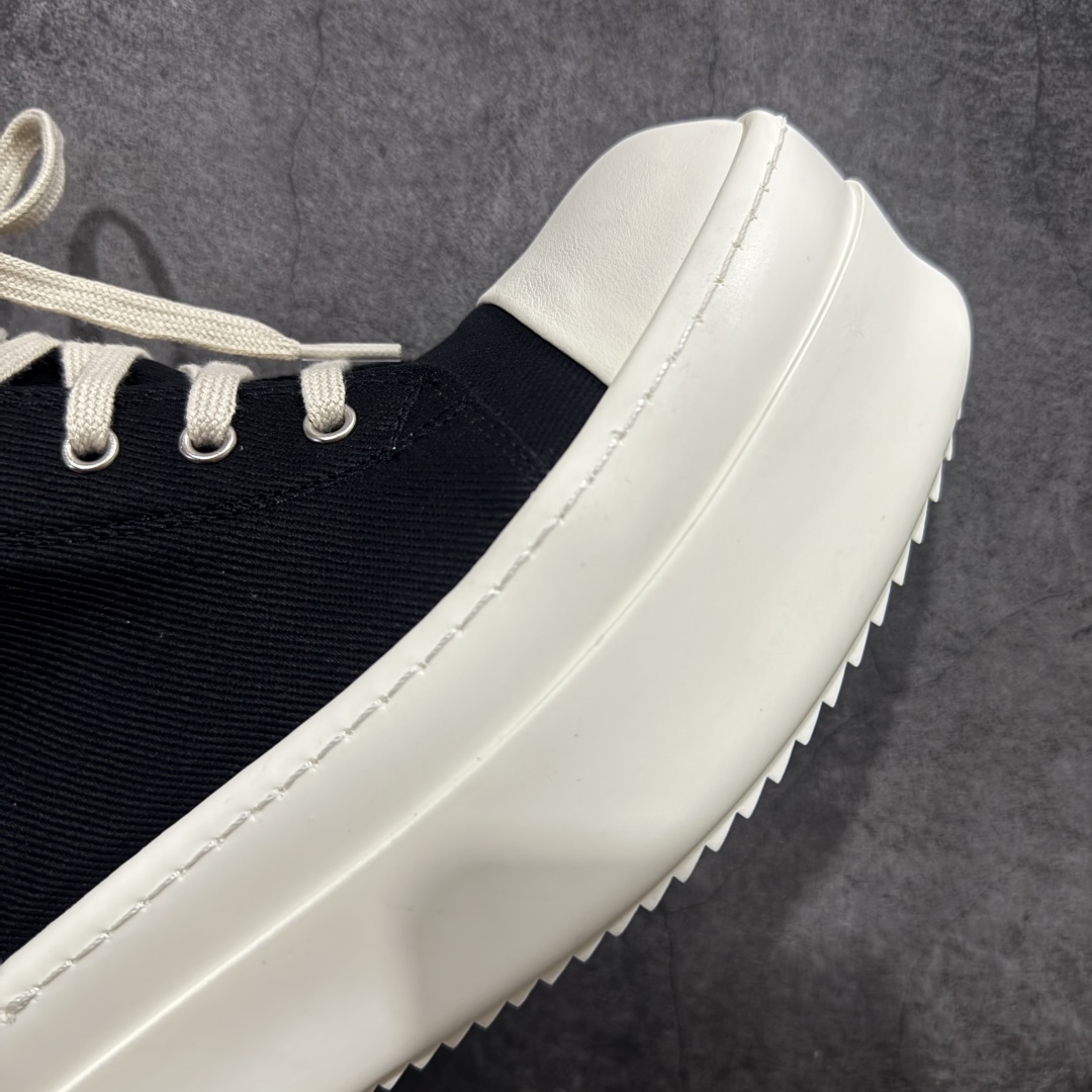 图片[6]-【莞产G版】Rick Owens Drkshdw 瑞克·欧文斯尼龙罗缎高帮时尚运动板鞋 厚底黑白帆布 二级市场已经7K以上 平台客户随意卖四位数 RO广东原厂出品 纯原天花板 原版一比一复刻 冲正绝不翻车 还原度达到百分之98以上 原楦开发纸版版型 ZP拆解原版1：1复模裁片纸版 力求做到0错位 这样才能达到和zp一致的鞋型味道 采用进口cnc数控机床开发对版独家tpu奶香大底 区别于市场所有版本 zp同源全头层粒面小牛皮 达到和zp一致手感 原厂进口细纹布 万邦订购原厂高弹粉红色海绵 内里搭配软质细腻羊皮 TPU高密度大底 软硬度透光度高已经测试和原版一致 尺码：36 37 38 39 40 41 42 43 44 45 46-选品中心