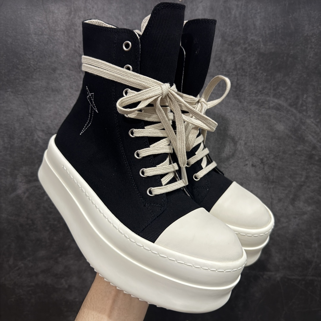 【莞产G版】Rick Owens Drkshdw 瑞克·欧文斯尼龙罗缎高帮时尚运动板鞋 厚底黑白帆布 二级市场已经7K以上 平台客户随意卖四位数 RO广东原厂出品 纯原天花板 原版一比一复刻 冲正绝不翻车 还原度达到百分之98以上 原楦开发纸版版型 ZP拆解原版1:1复模裁片纸版 力求做到0错位 这样才能达到和zp一致的鞋型味道 采用进口cnc数控机床开发对版独家tpu奶香大底 区别于市场所有版本 zp同源全头层粒面小牛皮 达到和zp一致手感 原厂进口细纹布 万邦订购原厂高弹粉红色海绵 内里搭配软质细腻羊皮 TPU高密度大底 软硬度透光度高已经测试和原版一致 尺码:36 37 38 39 40 41 42 43 44 45 46-选品中心
