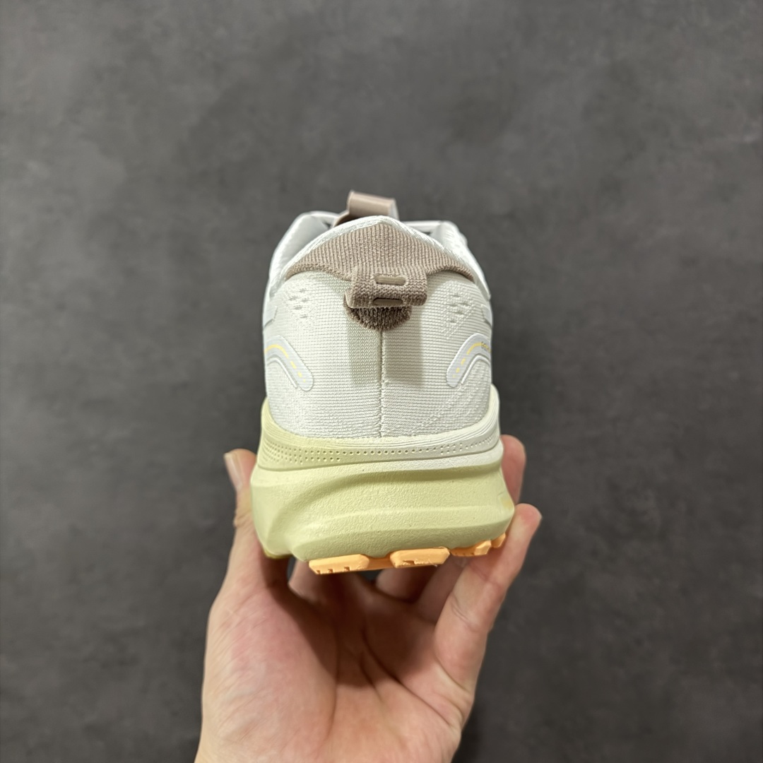 图片[4]-【公司级】Asics Gel-Kayano 32代 亚瑟士运动休闲透气专业跑鞋 原装印尼工代进口单丝纤维程工网布鞋面，更贴合脚型和舒适透气 后跟稳定片带来合脚舒适的穿着感优化后的GEL，提供更好的缓冲保护性 FLYTEFOAM BLAST中底科技，兼具轻量、缓冲、回弹，提升跑步推进力，给跑步健将营造新的跑步体验。 货号：1011C051-101 尺码：36 37 37.5 38 39 39.5 40 40.5 41.5 42 42.5 43.5 44 45 46-选品中心