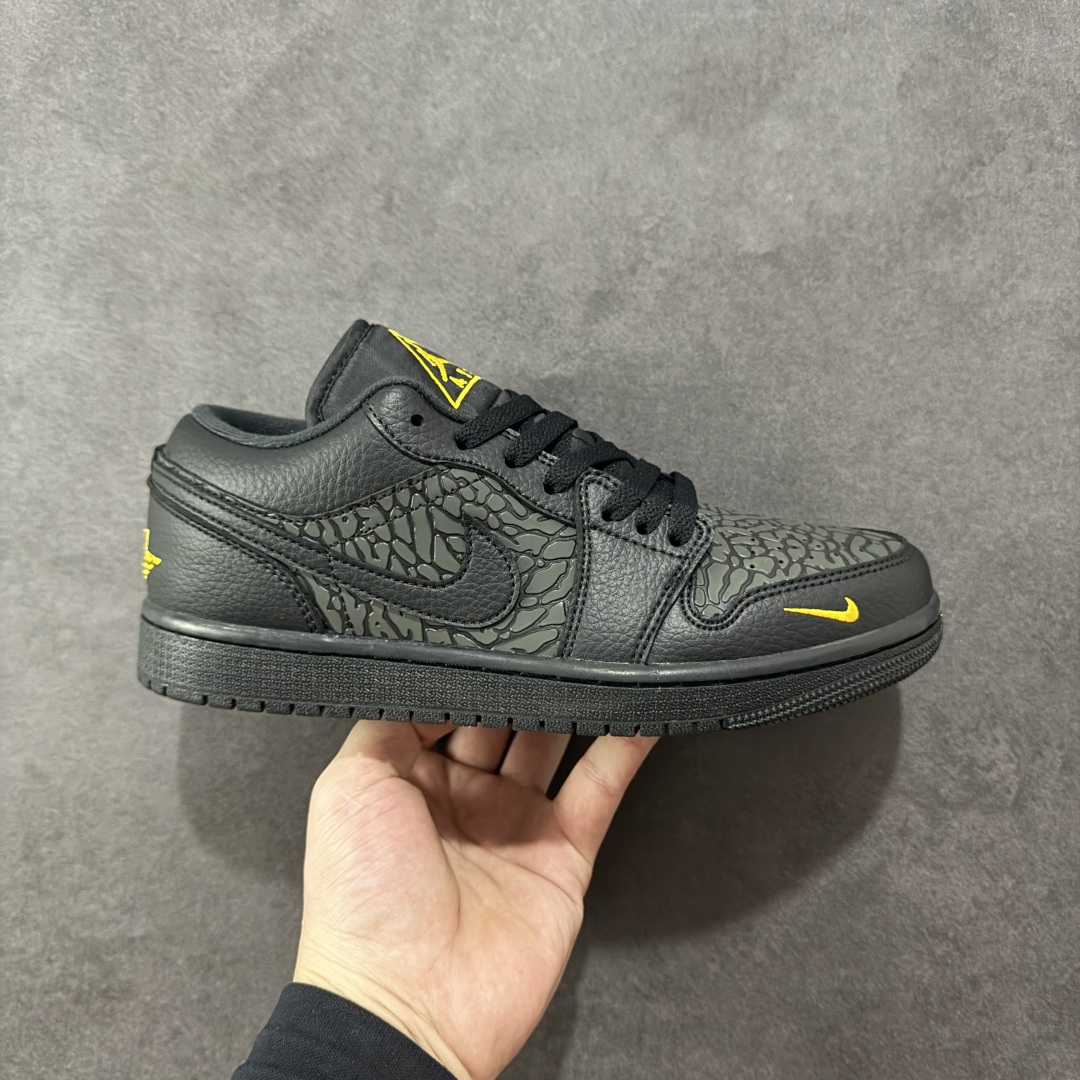 【K版纯原】Air Jordan AJ1 Low 低帮 黑黄爆裂 IM6568-010 全新流水线出品 市场第二梯队最强版 全部原鞋开发 原楦原纸板开发 全鞋电脑针车 原厂内置全掌气垫 原盒内在原标 唯一Zp原版鞋带绑法 免检产品 全新2022版型 全头层皮料 完美零毛边处理 原厂配置全掌气垫 价格定位良心 新配色陆续出货 尺码:36 36.5 37.5 38 38.5 39 40 40.5 41 42 42.5 43 44 44.5 45 46-选品中心