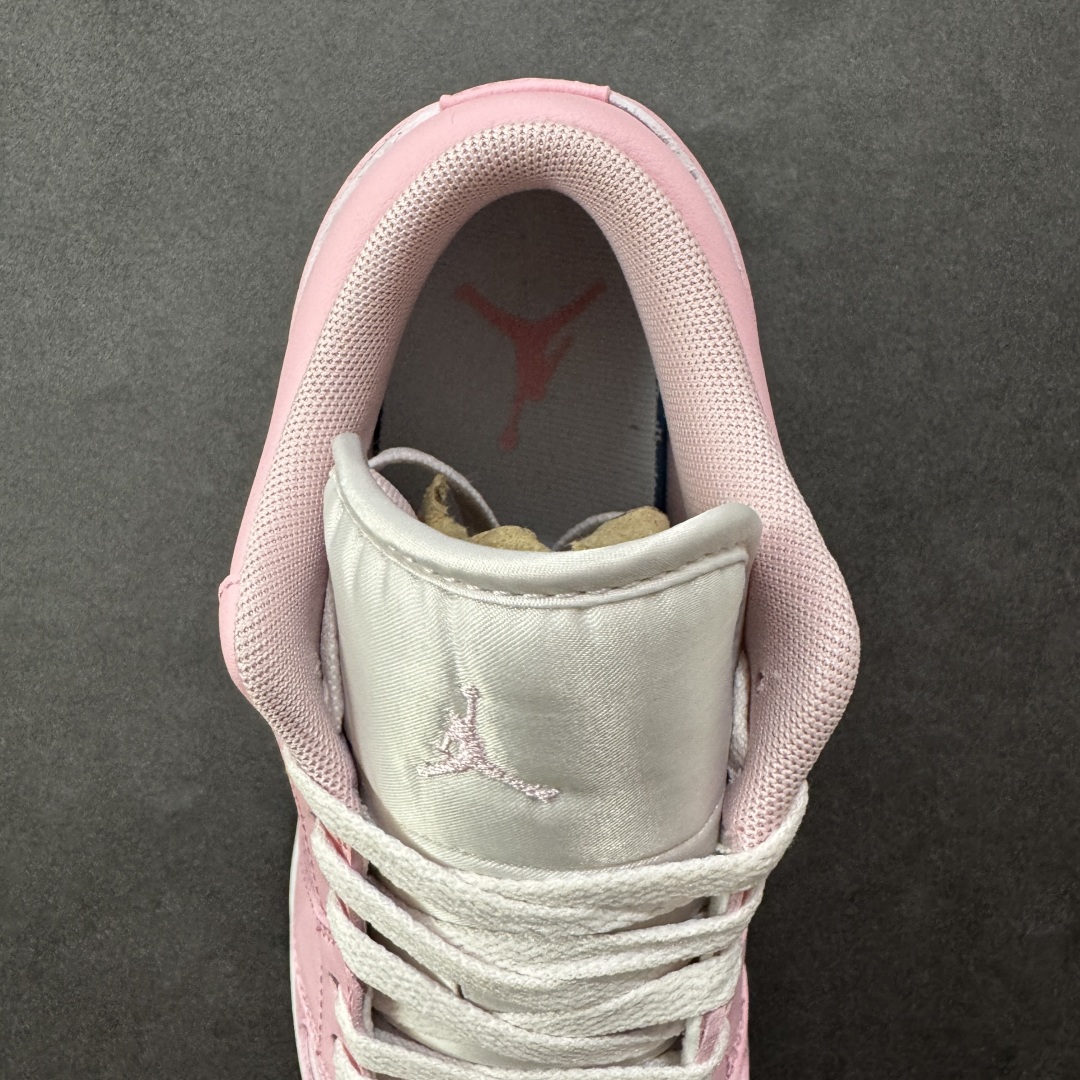 图片[7]-【K版纯原】Air Jordan AJ1 Low 低帮 白粉 553560-614 全新流水线出品 市场第二梯队最强版 全部原鞋开发 原楦原纸板开发 全鞋电脑针车 原厂内置全掌气垫 原盒内在原标 唯一Zp原版鞋带绑法 免检产品 全新2022版型 全头层皮料 完美零毛边处理 原厂配置全掌气垫 价格定位良心 新配色陆续出货 尺码：36 36.5 37.5 38 38.5 39 40-选品中心