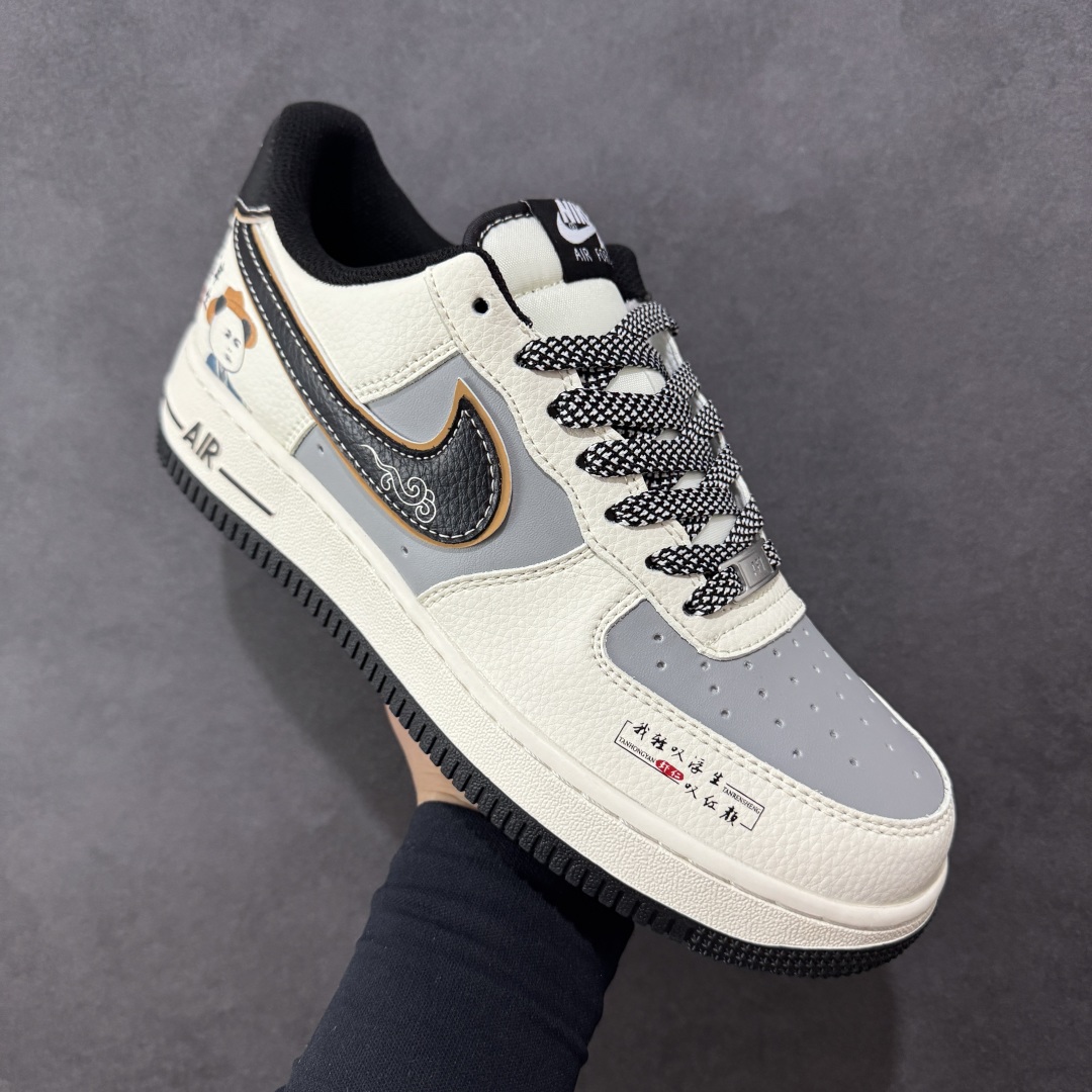 图片[3]-【定制版】NIke Air Force 1 \’07 Low “NIKE-此去半生”空军一号 低帮 运动休闲鞋 折边针车 工艺难度大 原楦头原纸板 原装鞋盒 定制五金配件 内置全掌气垫 原厂鞋底 货号：SM6668-118 尺码：36 36.5 37.5 38 38.5 39 40 40.5 41 42 42.5 43 44 44.5 45 编码：HXSB310320-选品中心