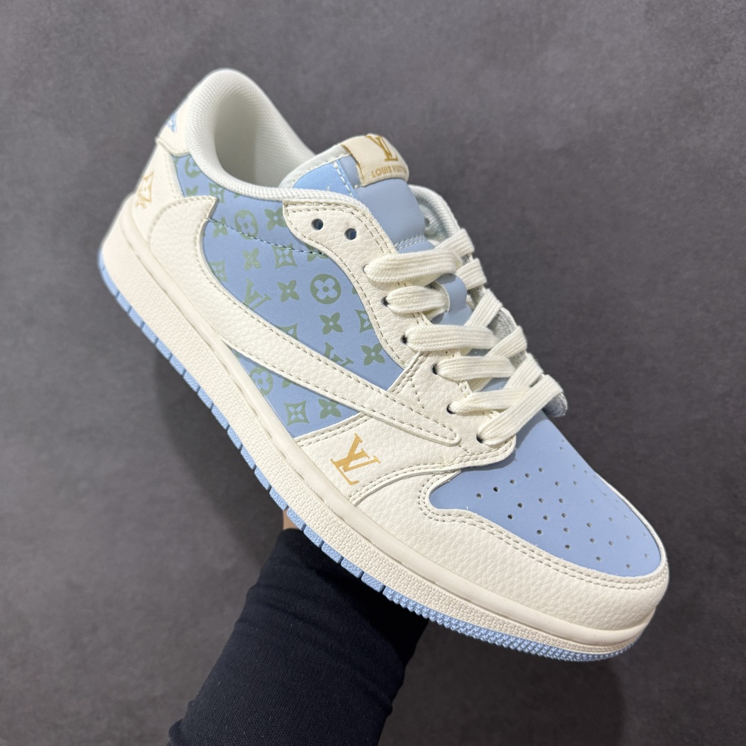 图片[3]-【定制版】Louis Vuitton x Air Jordan 1 Low × LV 高端定制 乔1倒钩休闲百搭板鞋 ZH2598-163  公司级版本 定制鞋盒 大厂流水作业生产 超高清洁度 皮料切割干净无任何毛边 细节完美   尺码：36 36.5 37.5 38 38.5 39 40 40.5 41 42 42.5 43 44 44.5 45 编码：HXSB330340-选品中心