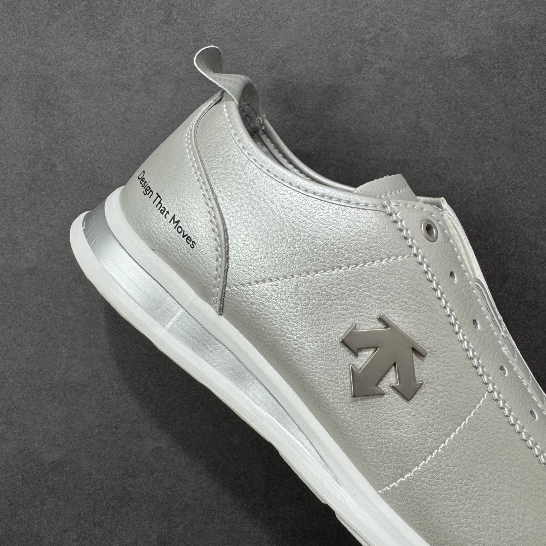 图片[6]-【公司级】DESCENTE Chron Tempo Slip-On PRM 迪桑特 舒适百搭防滑耐磨低帮生活休闲鞋 是一款集复古与现代于一体的低帮跑步鞋 简洁的鞋面不仅彰显出时尚的质感 还适用于多种场合的穿搭 这款鞋子的透气性能极佳 轻质弹性鞋底则提供了良好的舒适度和耐磨性 使你在行走或跑步时都能感受到脚底的柔软与支撑！ 货号：SP123LSN25 尺码：36-45半 编码：JJB250260-选品中心