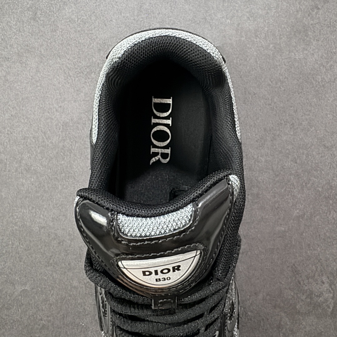 图片[7]-【公司级】Dior 迪奥最新配色B30系列 老爹运动鞋 全新B30运动鞋 顺应复古市场的趋势的 Dad Shoes风格鞋款鞋舌上的Dior标志 也注明了这双鞋是B30的型号！B30运用了质感细腻的皮革和网眼布面材质拼接成鞋身，鞋身两侧有显眼的字母CD 表明身份，鞋身多处线条勾勒细节 让鞋子看起来不那么单调、复古味十足 货号：1116151 尺码：39-46 编码：WEB220230-选品中心