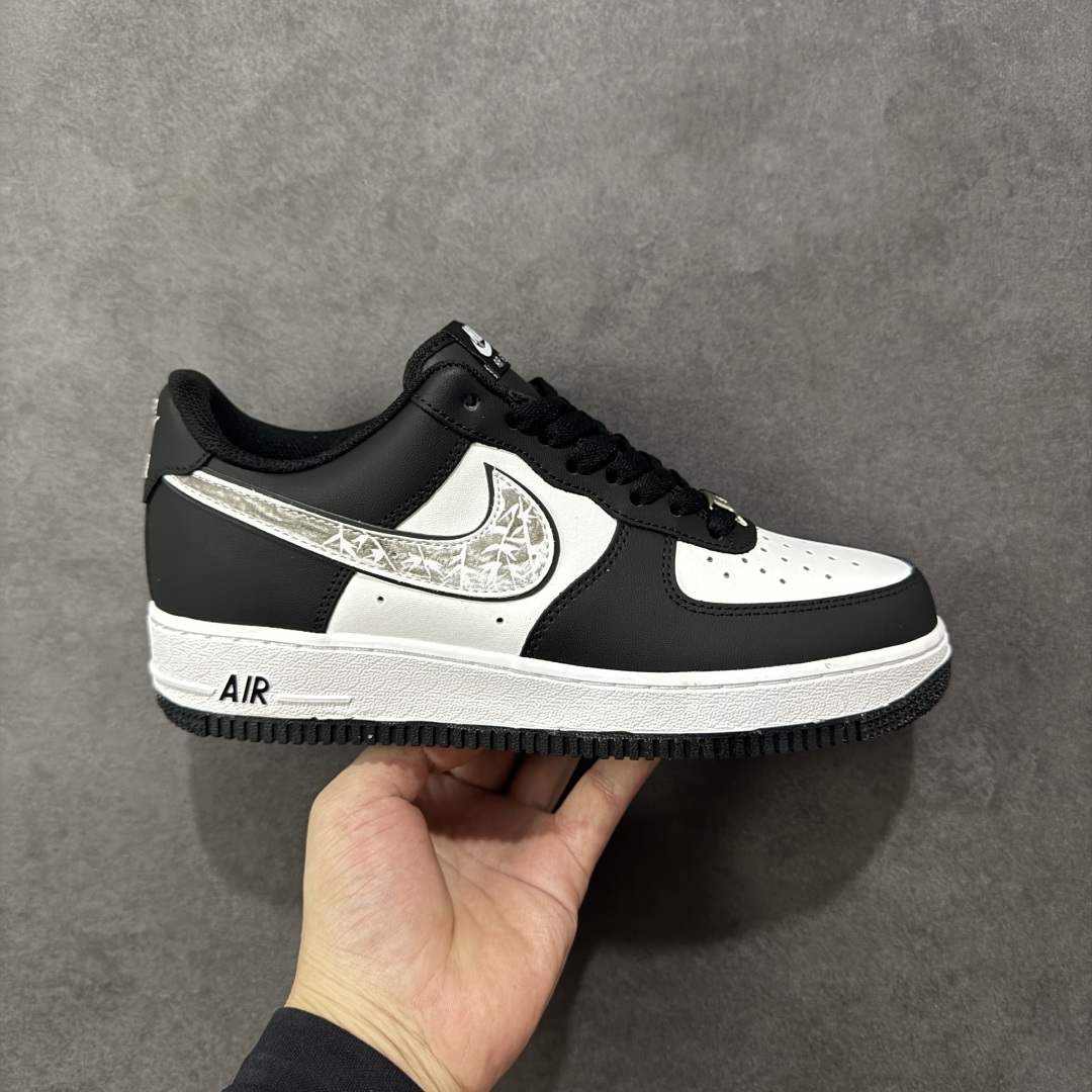 【定制版】Nike Air Force 1 Low’07 黑白裂纹 空军一号低帮休闲板鞋 定制皮料 定制鞋盒 原楦原纸板 纯正空军版型 内置全掌气垫 货号:ZH0316-118 尺码:36 36.5 37.5 38 38.5 39 40 40.5 41 42 42.5 43 44 44.5 45 编码:HXSA310320-选品中心