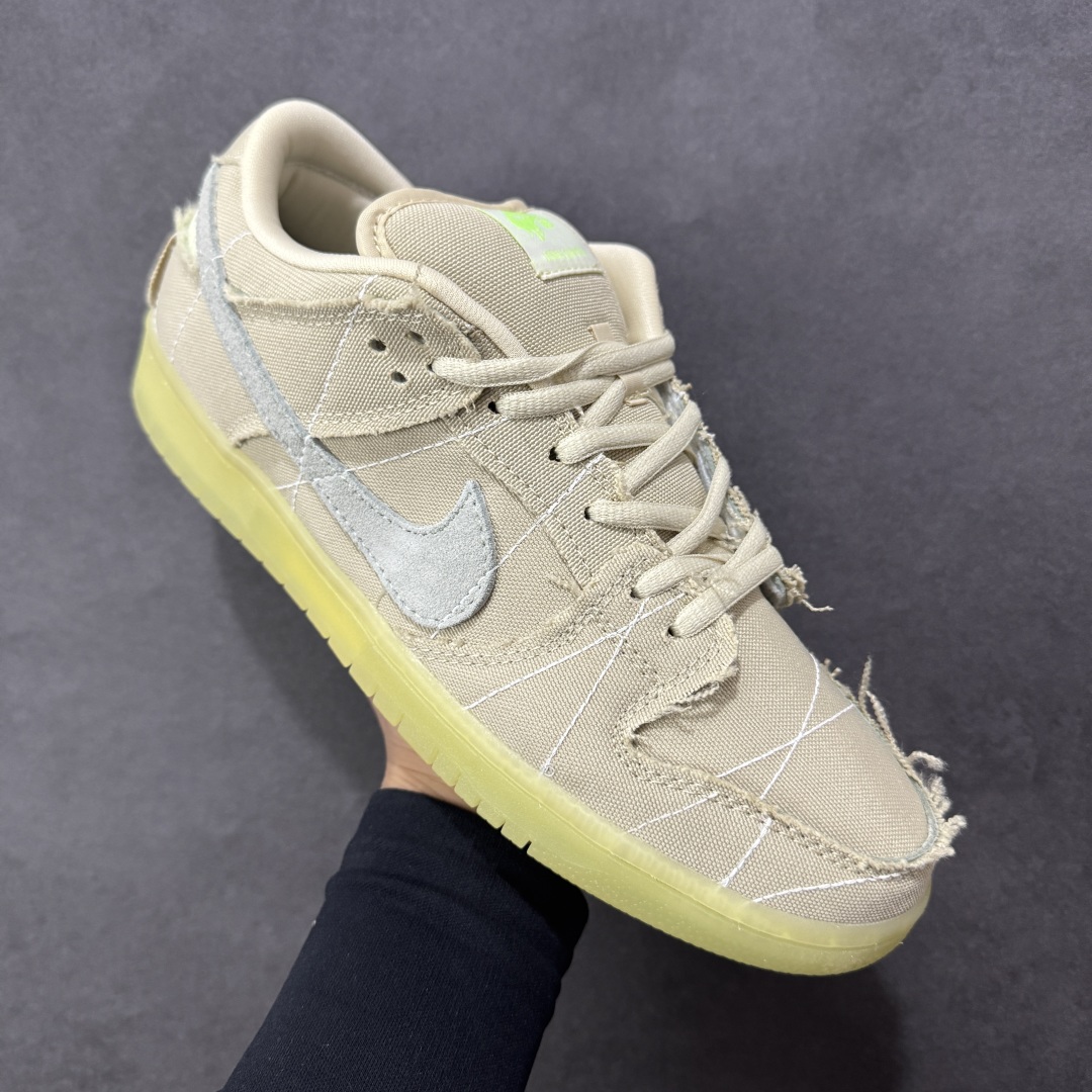 图片[3]-【公司级】Nike SB Dunk Low Pro PRM \”Mummy\” 万圣节 夜光木乃伊 撕撕乐 米白帆布 公司级出品 极力推荐👏 原装头层材料 独家版型蒸餾加工 帶來的是更好的视觉和脚感体验 大厂纯原品质出货 清洁度 电绣工艺 皮料切割干净无任何毛边 细节完美 货号：DM0774 111 尺码：36 36.5 37.5 38 38.5 39 40 40.5 41 42 42.5 43 44 44.5 45 46-选品中心