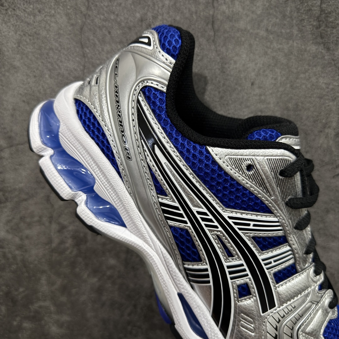 图片[7]-【总裁版】 ASICS GEL-KAYANO 14 亚瑟士系列轻量缓震休闲运动跑步鞋 市场天花板品质 鞋型细节秒杀市场流通版本 知名大厂出品 原版开发 细节完美把控 独家私模五层组合大底 原厂定制缓震硅胶加持 原盒原配 官方四联吊牌 一比一同步原鞋工艺和用料 后跟一样采用了GEL缓震胶 整体系列设计非常的科技感！ 锻炼跑步的同时让你一样时尚百搭！ 设计师 Hidenori Yamashita 以「Flash」一词为灵感，创造出未来感金属色鞋面，改造升级内在性能，由内而外全面革新，为 GEL-KAYANO 家族传承及经典跑鞋文化的延续，创下里程碑式作品。ASICS GEL – KAYANO 14 跑鞋重新诠释了复古的跑步形状，并以其 2000 年代后期的美学理念重新铺装，银色与蓝色的鞋面极为高档.网面铺陈与鞋面、鞋头多处细节位增添了透气性。ASICS GEL – KAYANO 14的鞋后跟部中底上以及多密度耐磨鞋底增加了 GEL 缓震胶，提供高抗冲击性、缓冲性、可保护脚部免受地面冲击的影响，穿着舒适性十足「入手同款」 尺码：36 37 37.5 38 39 39.5 40.5 41.5 42 42.5 43.5 44 45 46-选品中心