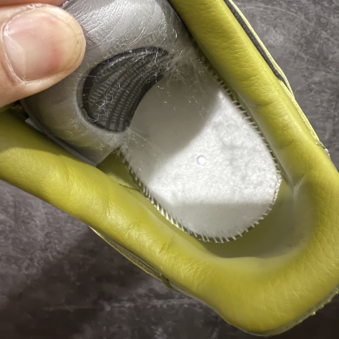 图片[8]-【TOP纯原】CPFM x NK Air Force 1 Low 空军一号系列低帮 纯原生产线出品 经典百搭休闲运动板鞋“联名放大补丁字母”近日，A$AP Bari 在其官方社交媒体上预告了 Cactus Plant Flea Market(CPFM) 和 Nike Air Force 1 Low 的全新配色。 #此次全新推出的紫色和苔藓绿配色，保留了原始黑白版本的标志性风格，均采用皮革鞋面、尼龙鞋舌、带有反光底衬的「AIR SUNSHINE」及同色 AF1 橡胶鞋底。 货号：FQ7069-300 尺码： 40 40.5 41 42 42.5 43 44 44.5 45 46 47.5 48-选品中心