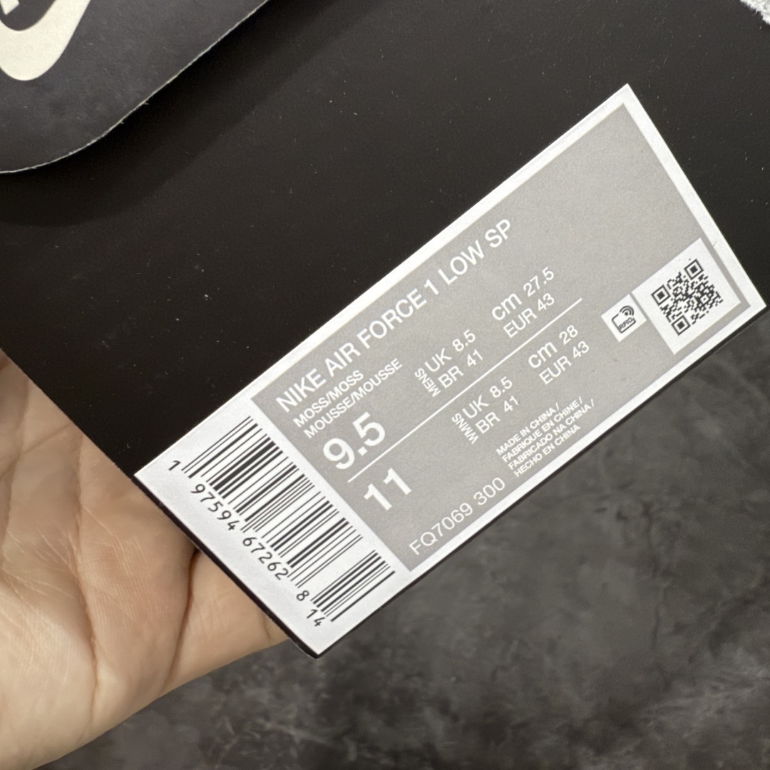 图片[9]-【TOP纯原】CPFM x NK Air Force 1 Low 空军一号系列低帮 纯原生产线出品 经典百搭休闲运动板鞋“联名放大补丁字母”近日，A$AP Bari 在其官方社交媒体上预告了 Cactus Plant Flea Market(CPFM) 和 Nike Air Force 1 Low 的全新配色。 #此次全新推出的紫色和苔藓绿配色，保留了原始黑白版本的标志性风格，均采用皮革鞋面、尼龙鞋舌、带有反光底衬的「AIR SUNSHINE」及同色 AF1 橡胶鞋底。 货号：FQ7069-300 尺码： 40 40.5 41 42 42.5 43 44 44.5 45 46 47.5 48-选品中心