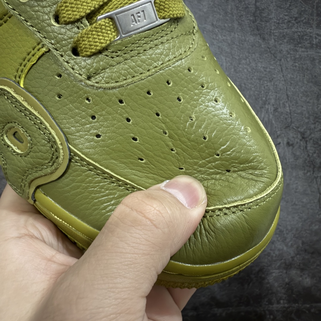 图片[4]-【TOP纯原】CPFM x NK Air Force 1 Low 空军一号系列低帮 纯原生产线出品 经典百搭休闲运动板鞋“联名放大补丁字母”近日，A$AP Bari 在其官方社交媒体上预告了 Cactus Plant Flea Market(CPFM) 和 Nike Air Force 1 Low 的全新配色。 #此次全新推出的紫色和苔藓绿配色，保留了原始黑白版本的标志性风格，均采用皮革鞋面、尼龙鞋舌、带有反光底衬的「AIR SUNSHINE」及同色 AF1 橡胶鞋底。 货号：FQ7069-300 尺码： 40 40.5 41 42 42.5 43 44 44.5 45 46 47.5 48-选品中心