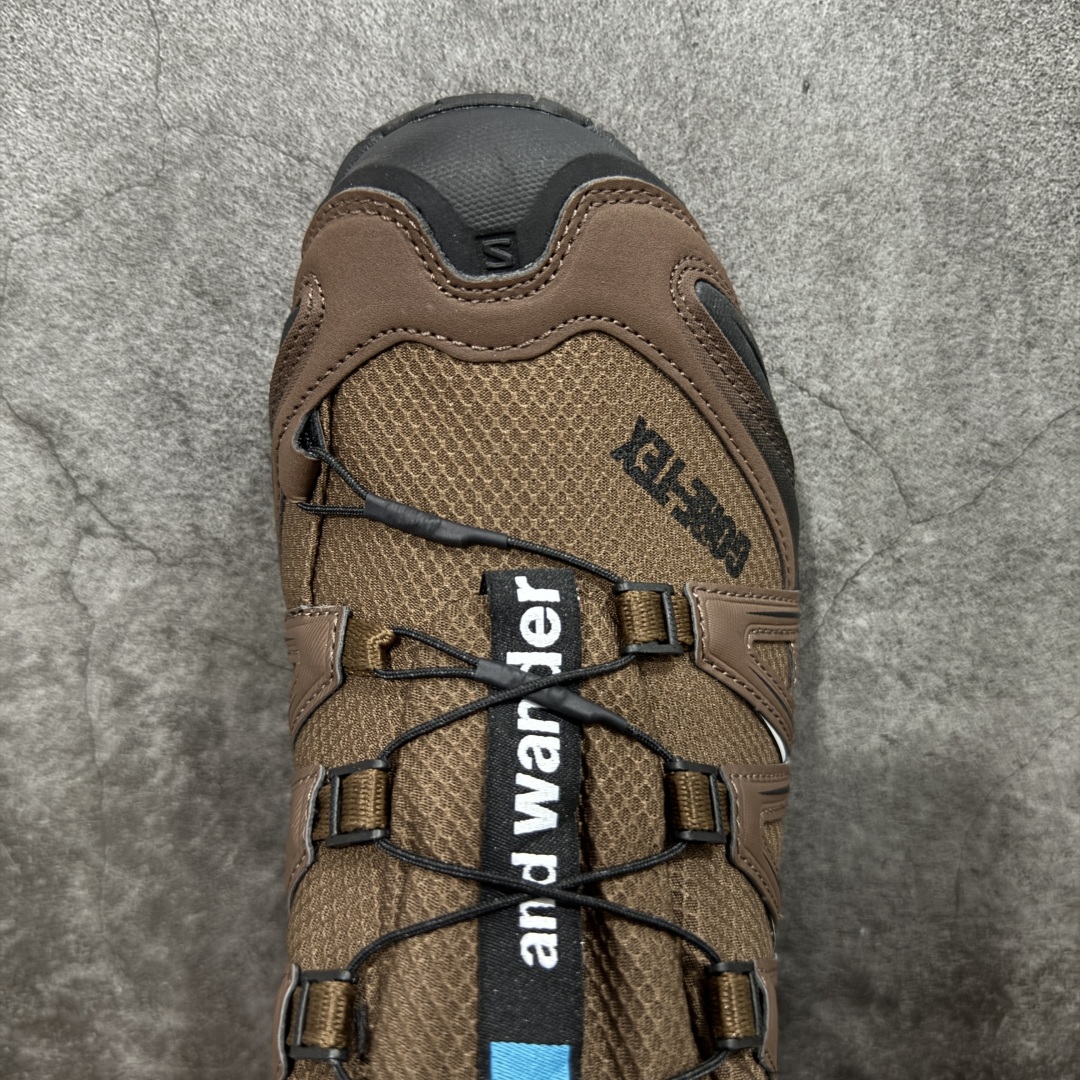 图片[5]-【绿x版】SALOMON XA Pro 3D GTX 萨洛蒙潮流越野机能户外功能鞋 黑棕色 防水 新配色出货 474121 纯原外贸平台特供订单 耗时半年巨作 全套原纸板楦头开发 原厂特供网布配套加持 确保原汁原味 完美呈现版型 原档数据独家私模五层组合大底 男女鞋同步官方开发至46.5 原装Ortholite轻量化鞋垫 中底布带钢印编号 原厂TPU锁扣 进口港宝加持 后跟自然饱满 还原公司包裹性 鞋面采用SENSIFT贴合技术 全方位贴合包裹脚型 鞋跟部鞋底牵引设计 提供强大的抓地性能 更适应野外崎岖不平的道路 其3D ADVANCED CHASSIS底盘 材料轻量大化 钉齿设计更具稳定性 防护性 鞋底易磨损区运用CONTAGRIP高耐磨材料 应对城市硬质路面长距离跑考验 尺码：36 36.5 37.5 38 38.5 39 40 40.5 41 42 42.5 43 44 44.5 45 46 46.5-选品中心