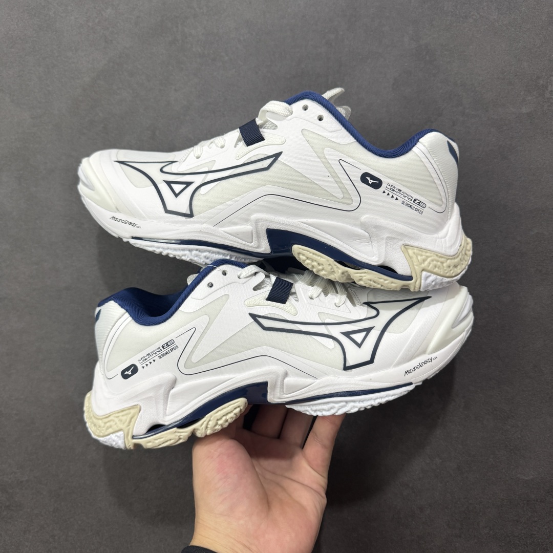 图片[2]-【公司级】美津浓Mizuno Wave Lightning Z8 闪电Z8系列低帮排球羽毛球运动鞋 升级原楦原纸版开发 #采用高频热熔网织布鞋面材质 #后掌wave物理镂空设计 #外置特殊防滑耐磨橡胶大底 尺码：36 36.5 37.5 38 38.5 39 40 40.5 41 42 42.5 43 44 45 编码：LNH280290-选品中心
