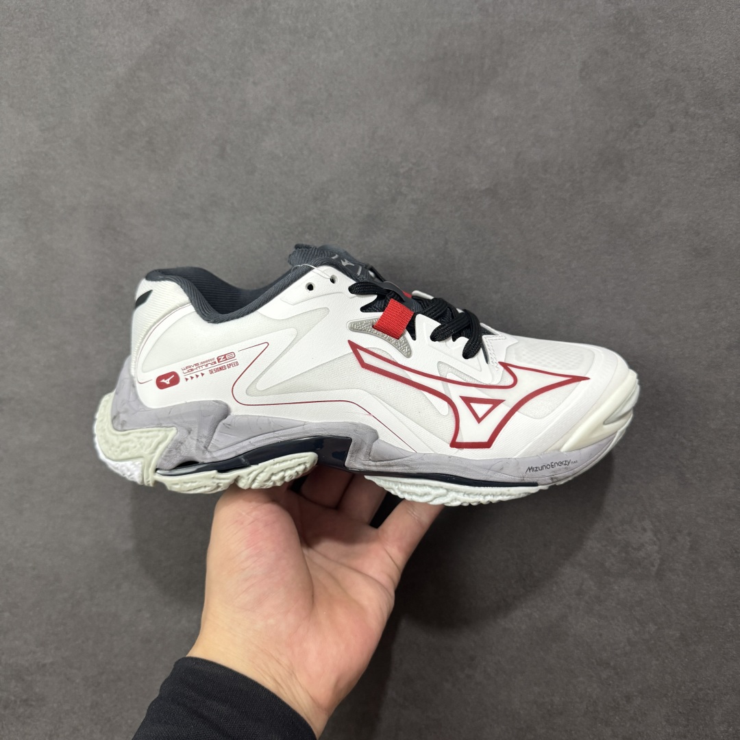 【公司级】美津浓Mizuno Wave Lightning Z8 闪电Z8系列低帮排球羽毛球运动鞋 升级原楦原纸版开发 #采用高频热熔网织布鞋面材质 #后掌wave物理镂空设计 #外置特殊防滑耐磨橡胶大底 货号:V1GA240096 尺码:36 36.5 37.5 38 38.5 39 40 40.5 41 42 42.5 43 44 45 编码:LNH280290-选品中心