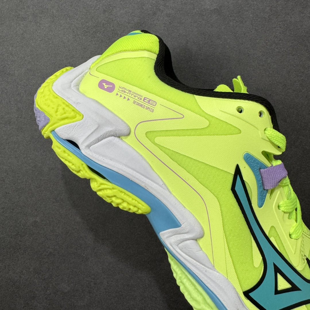 图片[6]-【公司级】美津浓Mizuno Wave Lightning Z8 闪电Z8系列低帮排球羽毛球运动鞋 升级原楦原纸版开发 #采用高频热熔网织布鞋面材质 #后掌wave物理镂空设计 #外置特殊防滑耐磨橡胶大底 货号：V1GA240011 尺码：36 36.5 37.5 38 38.5 39 40 40.5 41 42 42.5 43 44 45 编码：LNH280290-选品中心
