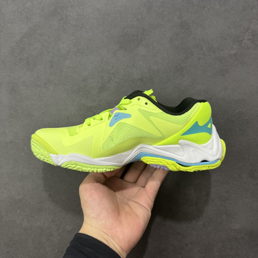 图片[2]-【公司级】美津浓Mizuno Wave Lightning Z8 闪电Z8系列低帮排球羽毛球运动鞋 升级原楦原纸版开发 #采用高频热熔网织布鞋面材质 #后掌wave物理镂空设计 #外置特殊防滑耐磨橡胶大底 货号：V1GA240011 尺码：36 36.5 37.5 38 38.5 39 40 40.5 41 42 42.5 43 44 45 编码：LNH280290-选品中心