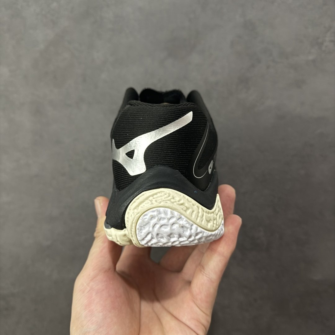 图片[4]-【公司级】美津浓Mizuno Wave Lightning Z8 闪电Z8系列低帮排球羽毛球运动鞋 升级原楦原纸版开发 #采用高频热熔网织布鞋面材质 #后掌wave物理镂空设计 #外置特殊防滑耐磨橡胶大底 货号：V1GA240052 尺码：36 36.5 37.5 38 38.5 39 40 40.5 41 42 42.5 43 44 45 编码：LNH280290-选品中心