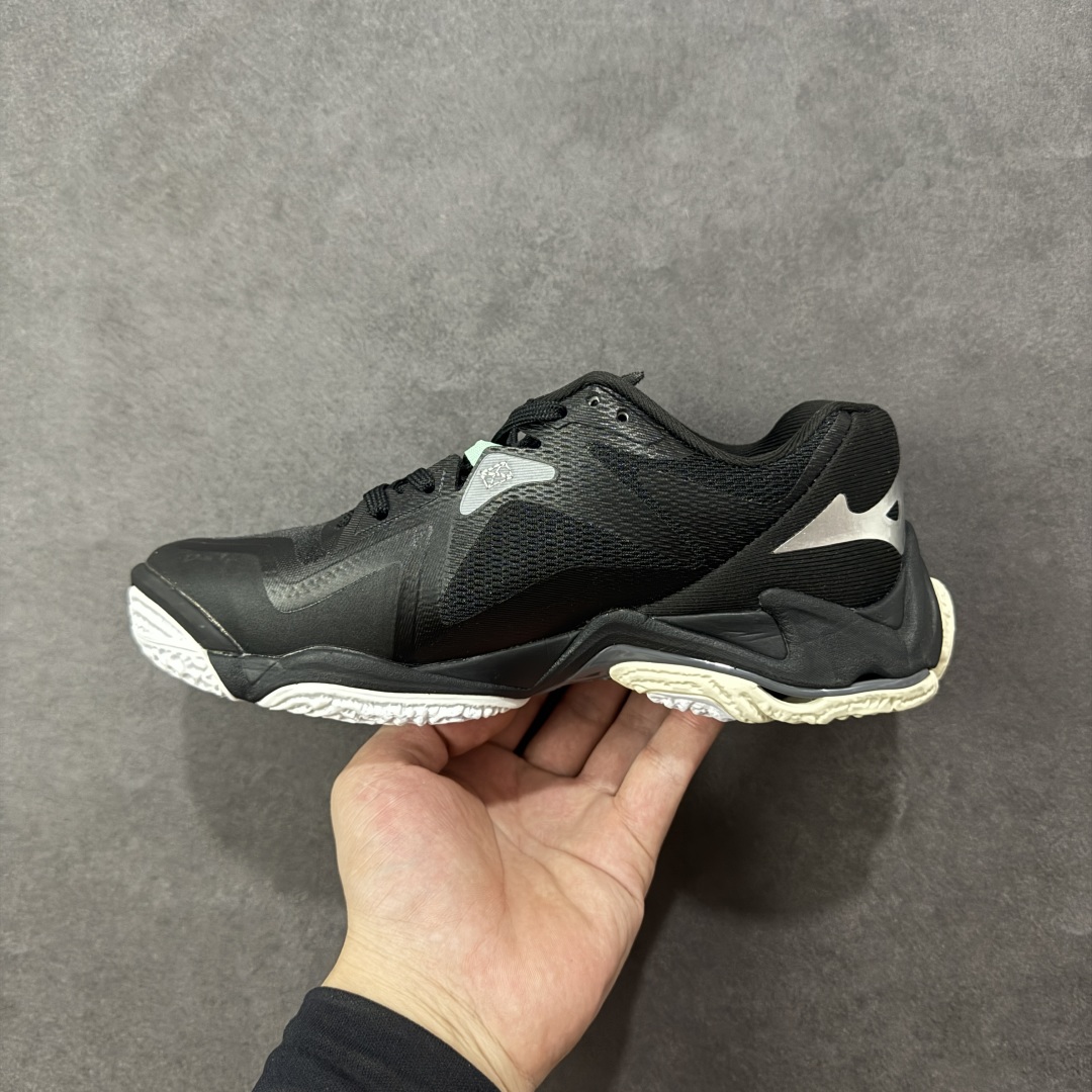 图片[2]-【公司级】美津浓Mizuno Wave Lightning Z8 闪电Z8系列低帮排球羽毛球运动鞋 升级原楦原纸版开发 #采用高频热熔网织布鞋面材质 #后掌wave物理镂空设计 #外置特殊防滑耐磨橡胶大底 货号：V1GA240052 尺码：36 36.5 37.5 38 38.5 39 40 40.5 41 42 42.5 43 44 45 编码：LNH280290-选品中心