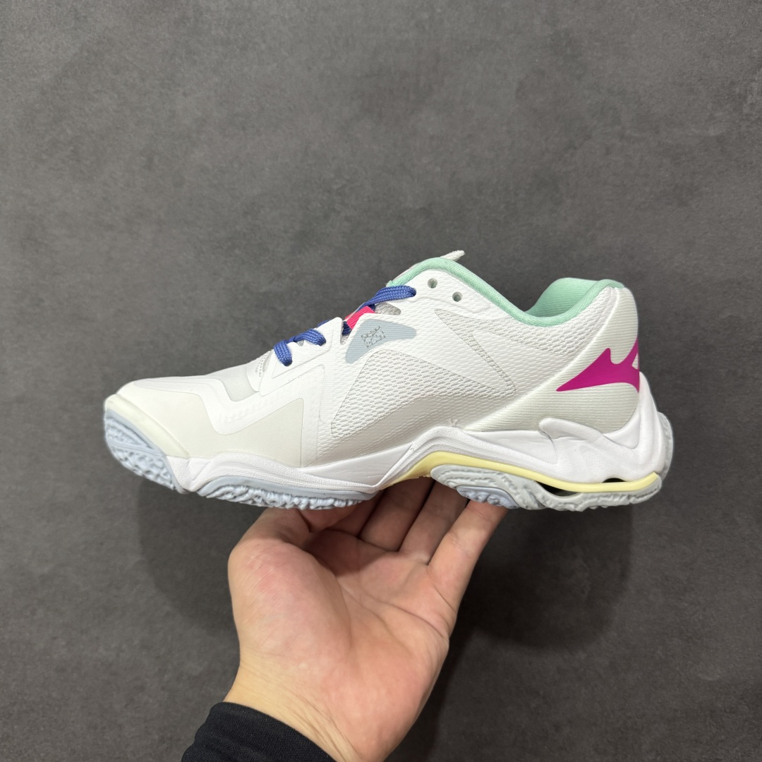 图片[2]-【公司级】美津浓Mizuno Wave Lightning Z8 闪电Z8系列低帮排球羽毛球运动鞋 升级原楦原纸版开发 #采用高频热熔网织布鞋面材质 #后掌wave物理镂空设计 #外置特殊防滑耐磨橡胶大底 货号：V1GA240058 尺码：36 36.5 37.5 38 38.5 39 40 40.5 41 42 42.5 43 44 45 编码：LNH280290-选品中心