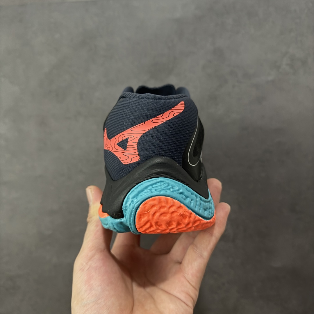 图片[4]-【公司级】美津浓Mizuno Wave Lightning Z8 闪电Z8系列低帮排球羽毛球运动鞋 升级原楦原纸版开发 #采用高频热熔网织布鞋面材质 #后掌wave物理镂空设计 #外置特殊防滑耐磨橡胶大底 货号：V1GA240006 尺码：36 36.5 37.5 38 38.5 39 40 40.5 41 42 42.5 43 44 45 编码：LNH280290-选品中心