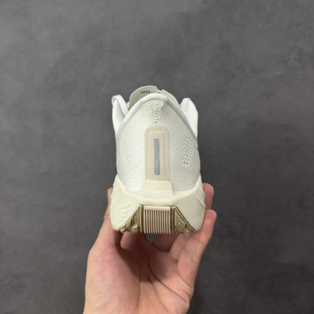 H11版本 Nike Air Zoom Pegasus Plus 飞马加强版系列低帮马拉松休闲运动慢跑鞋 FQ7262-100