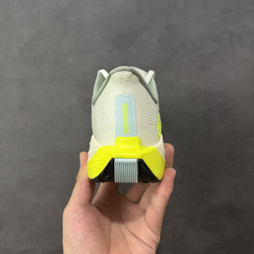 H11版本 Nike Air Zoom Pegasus Plus 飞马加强版系列低帮马拉松休闲运动慢跑鞋 HQ3451-101