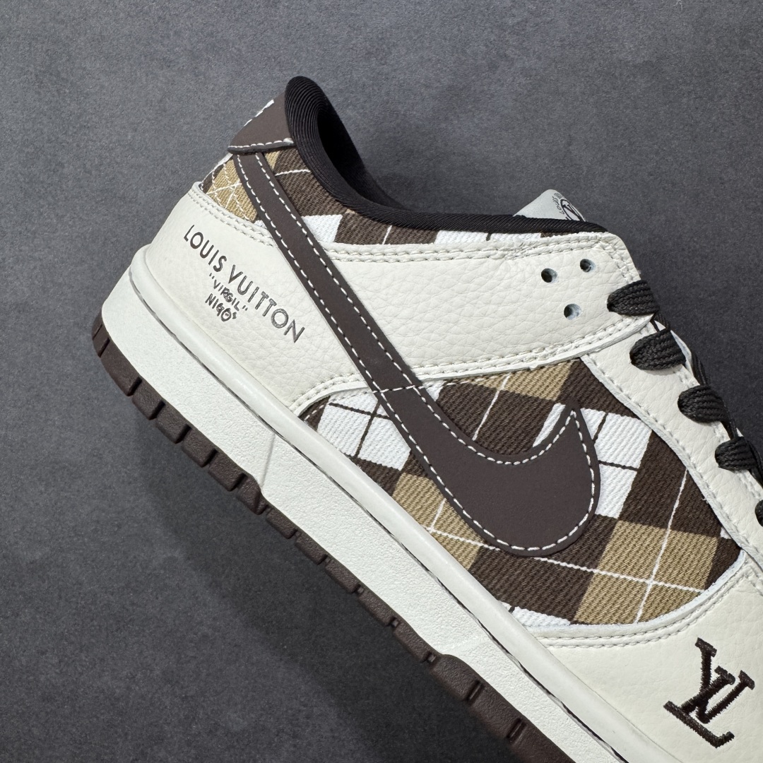 图片[6]-【定制版】Nike SB Dunk Low LV联名 白棕网格 高端定制 低帮休闲板鞋 #定制鞋盒 大厂纯原品质出货 超高清洁度 皮料切割干净无任何毛边 细节完美 货号：SC0601-461 尺码：36 36.5 37.5 38 38.5 39 40 40.5 41 42 42.5 43 44 44.5 45-选品中心