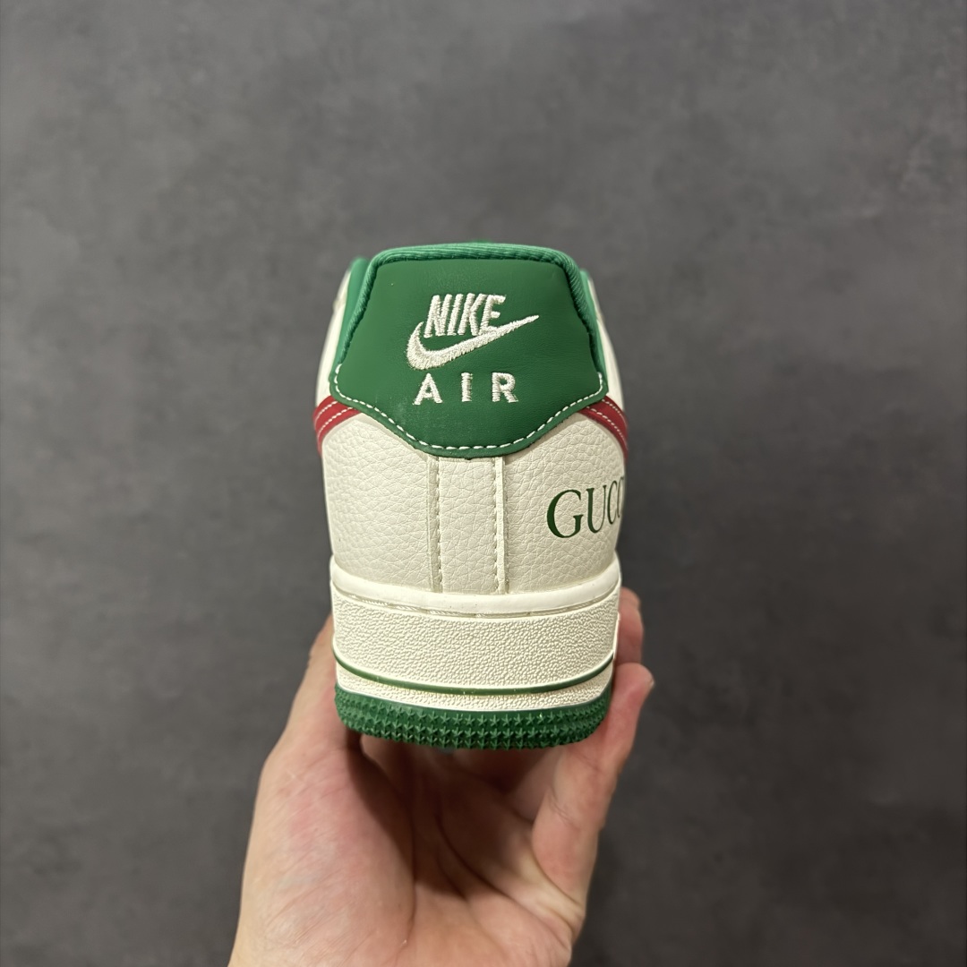 图片[4]-【定制版】Gucci x Nk Air Force 1’07 定制配色 古驰联名 空军一号低帮经典低帮休闲百搭板鞋 DD1982-312 定制鞋盒 大厂流水作业生产 超高清洁度 皮料切割干净无任何毛边 内置蜂窝气垫 细节完美   尺码：36 36.5 37.5 38 38.5 39 40 40.5 41 42 42.5 43 44 44.5 45-选品中心