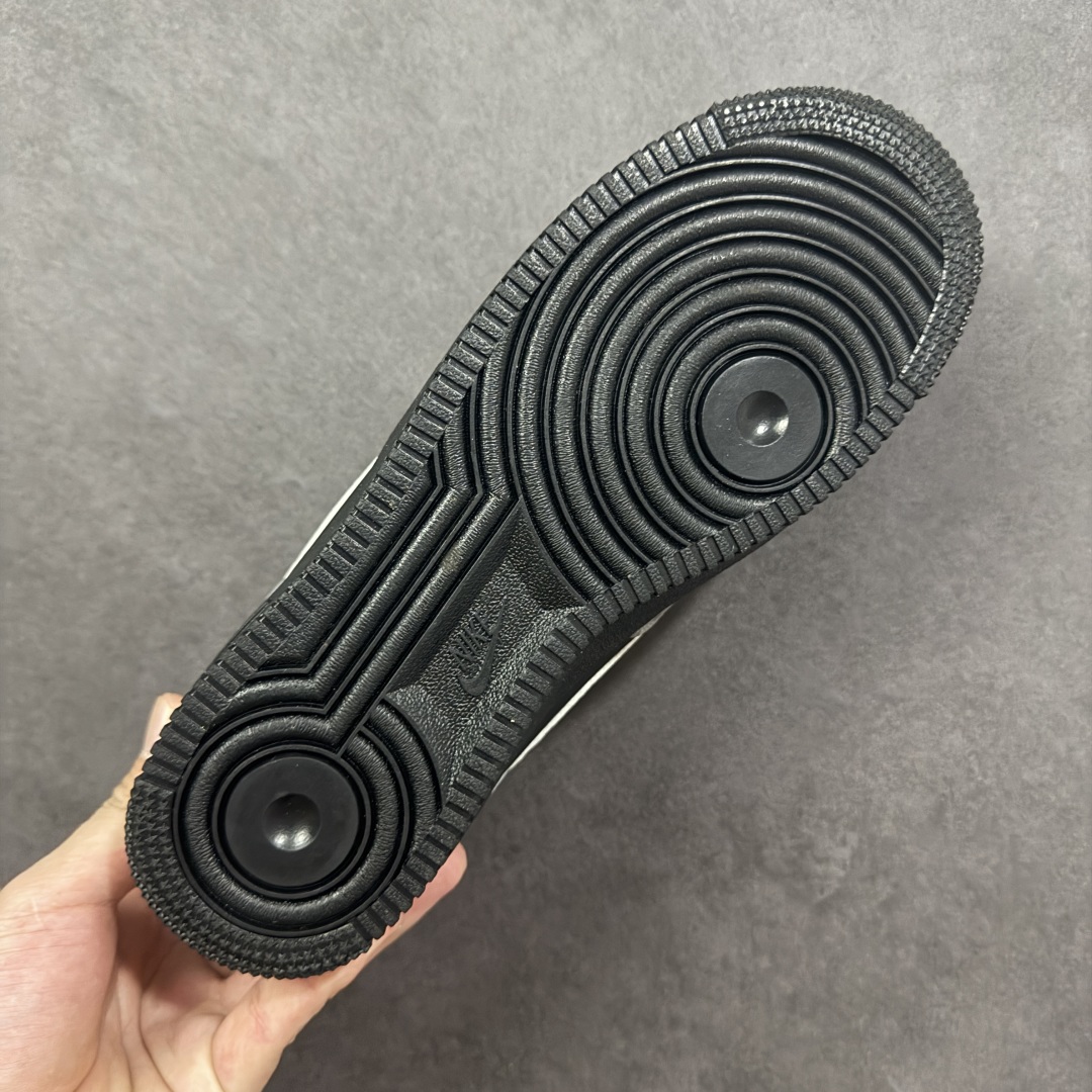 图片[9]-【定制版】Nike Air Force 1 Low 07 WET 影月巡 黑灰 原楦头原纸板 打造纯正低帮空军版型 专注外贸渠道 全掌内置蜂窝气垫 原盒配件 原厂中底钢印、拉帮完美 货号：ZH0316 108 尺码：36 36.5 37.5 38 38.5 39 40 40.5 41 42 42.5 43 44 44.5 45-选品中心
