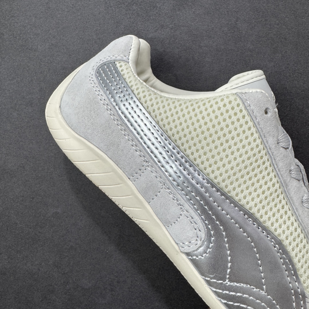 图片[6]-【公司级】PUMA Speedcat OG 彪马 低帮 云端白 男女同款 防滑耐磨低邦训练鞋生活休闲鞋赛车鞋 鞋型是Puma联合赛车运动品牌SparcohL专为专业赛车手而打造，流线型的米白翻毛皮鞋面低调却不失质感，侧面银色Logo加上米白的刺绣Puma字样以及鞋舌米白Puman字样及Logo，让米白的鞋子显得不那么单调，鞋头彪马Logo以米色呈现，鞋底平坦，采用轮胎纹路设计，防滑耐磨。 货号：403902-01 尺码：35.5-45带半码 编码：LNHB190200-选品中心